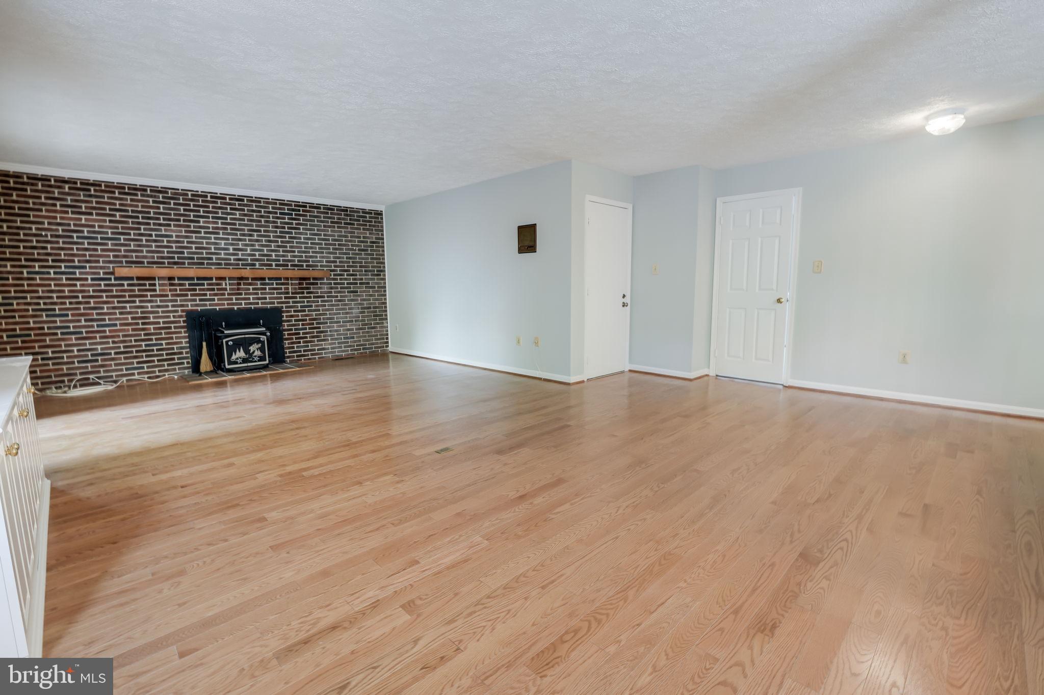 NEWINGTON FOREST - Residential