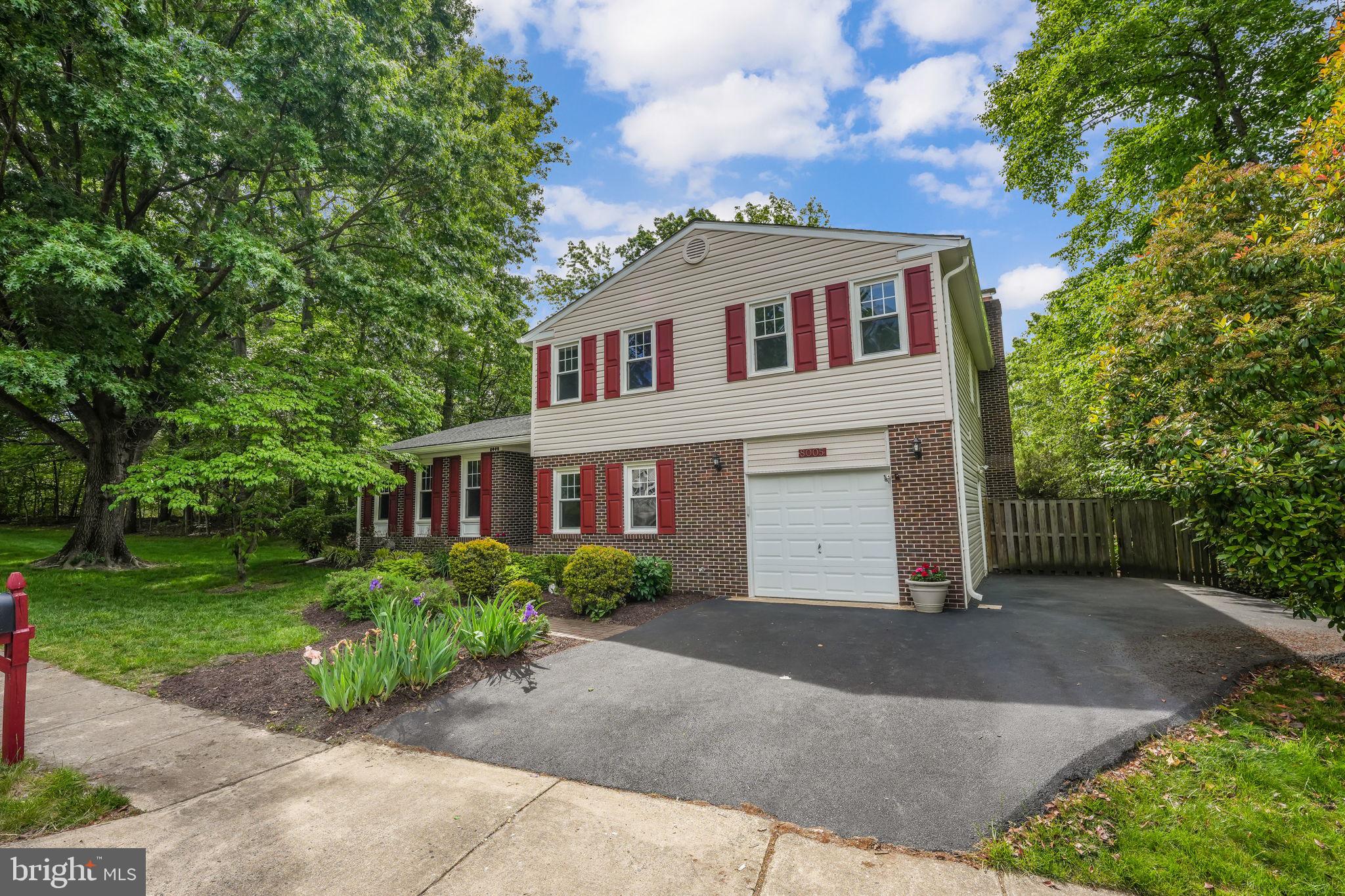 NEWINGTON FOREST - Residential