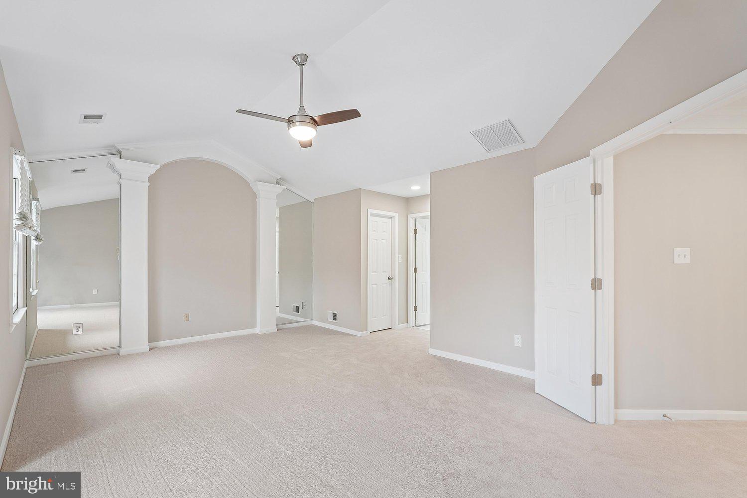 RESTON - Residential