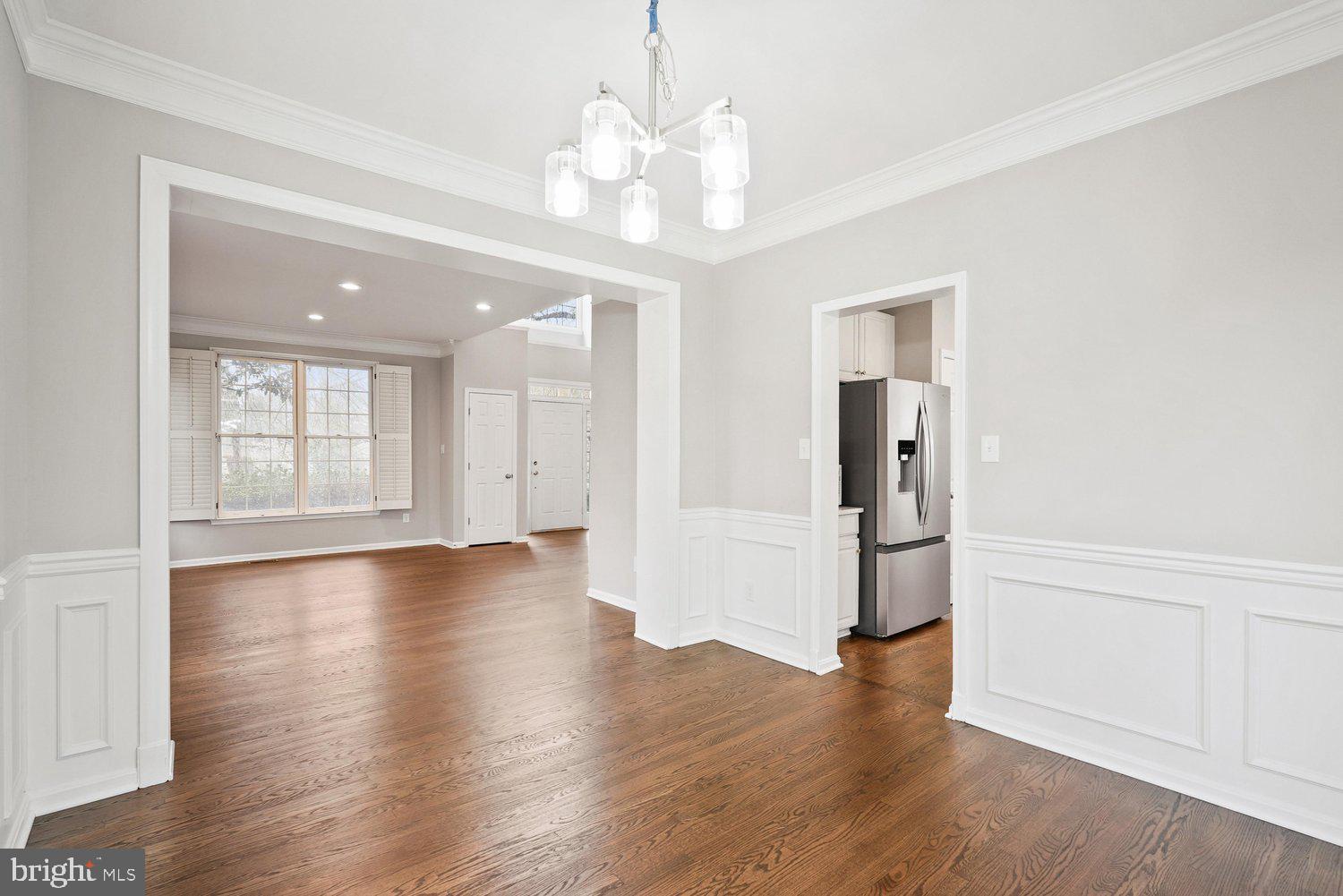 RESTON - Residential