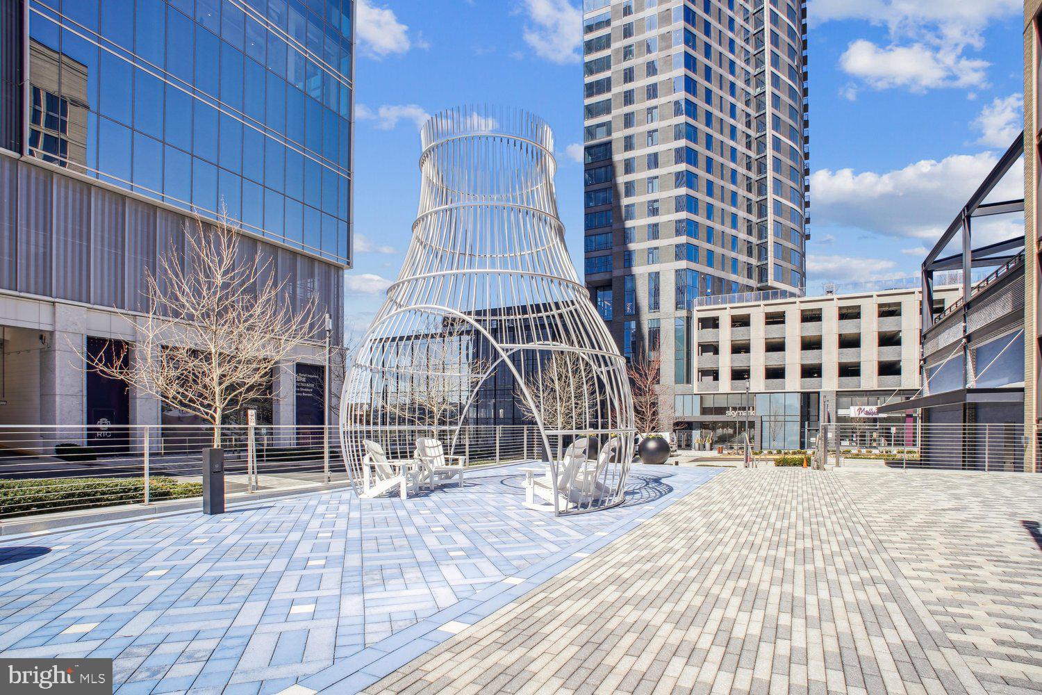 RESTON - Residential