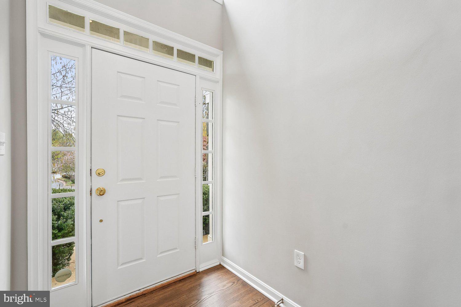 RESTON - Residential