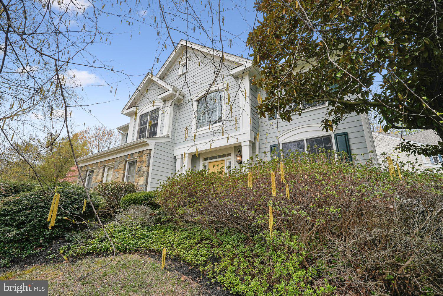 RESTON - Residential