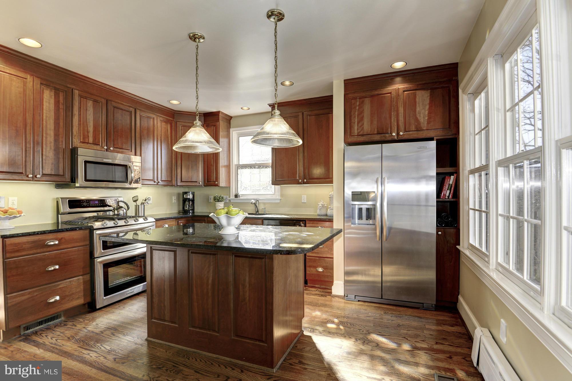 CHEVY CHASE GARDENS - Residential