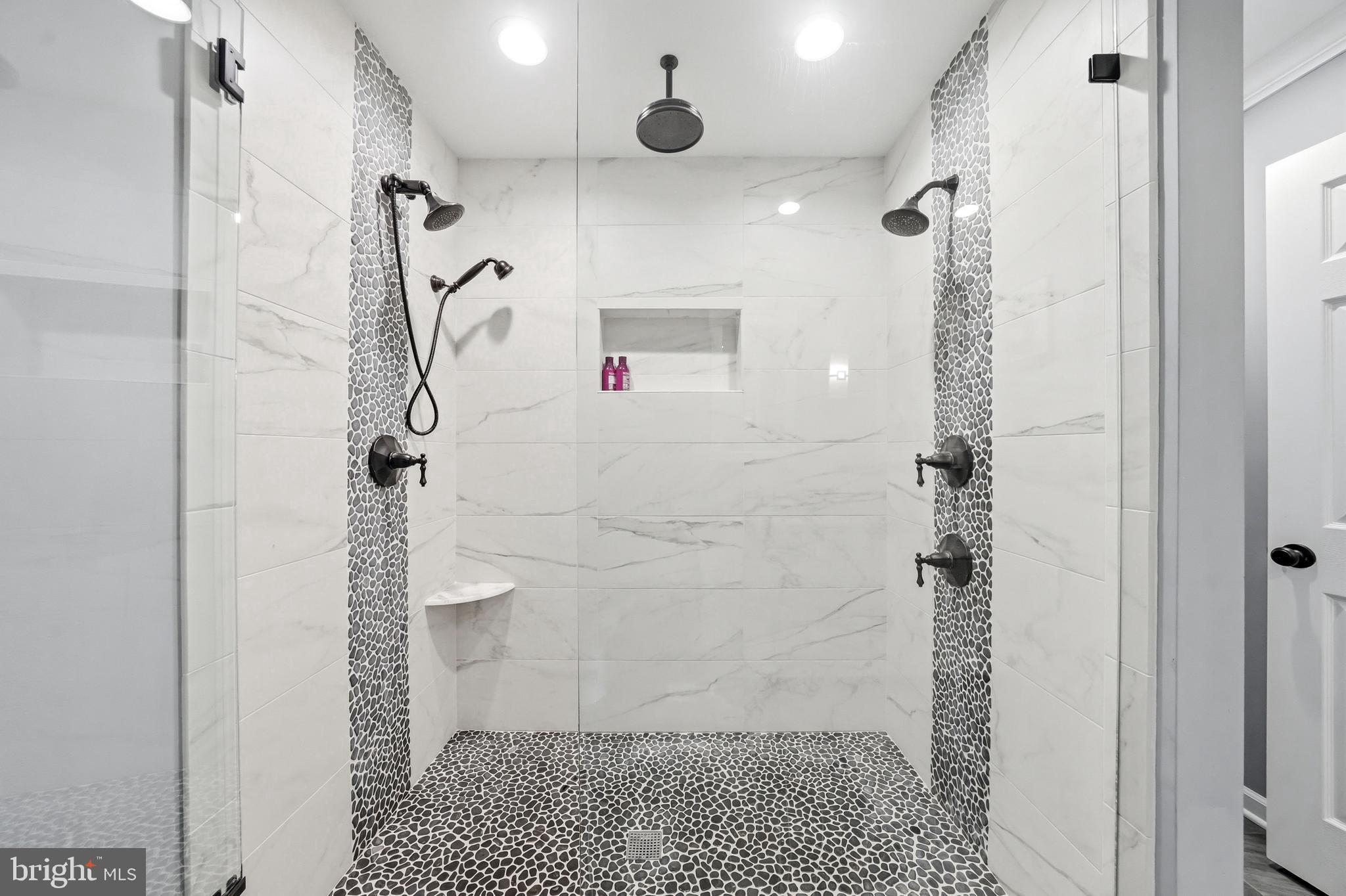 BRANDYWINE @ THORN - Residential