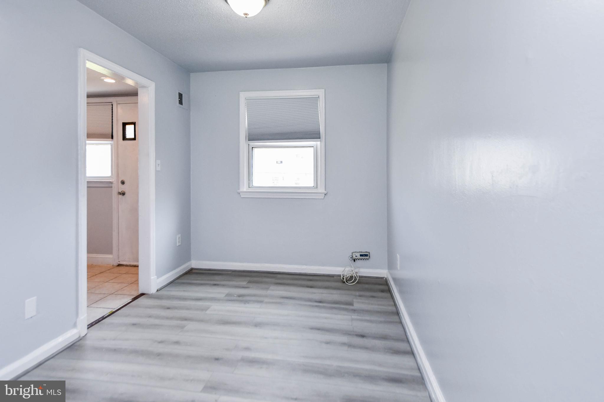 IVERSON MEWS CONDOMINIUM - Residential