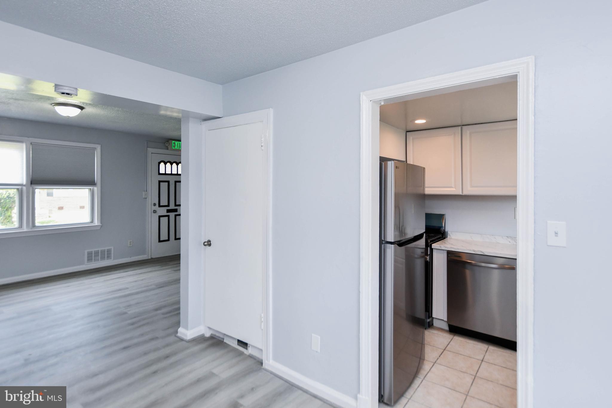 IVERSON MEWS CONDOMINIUM - Residential