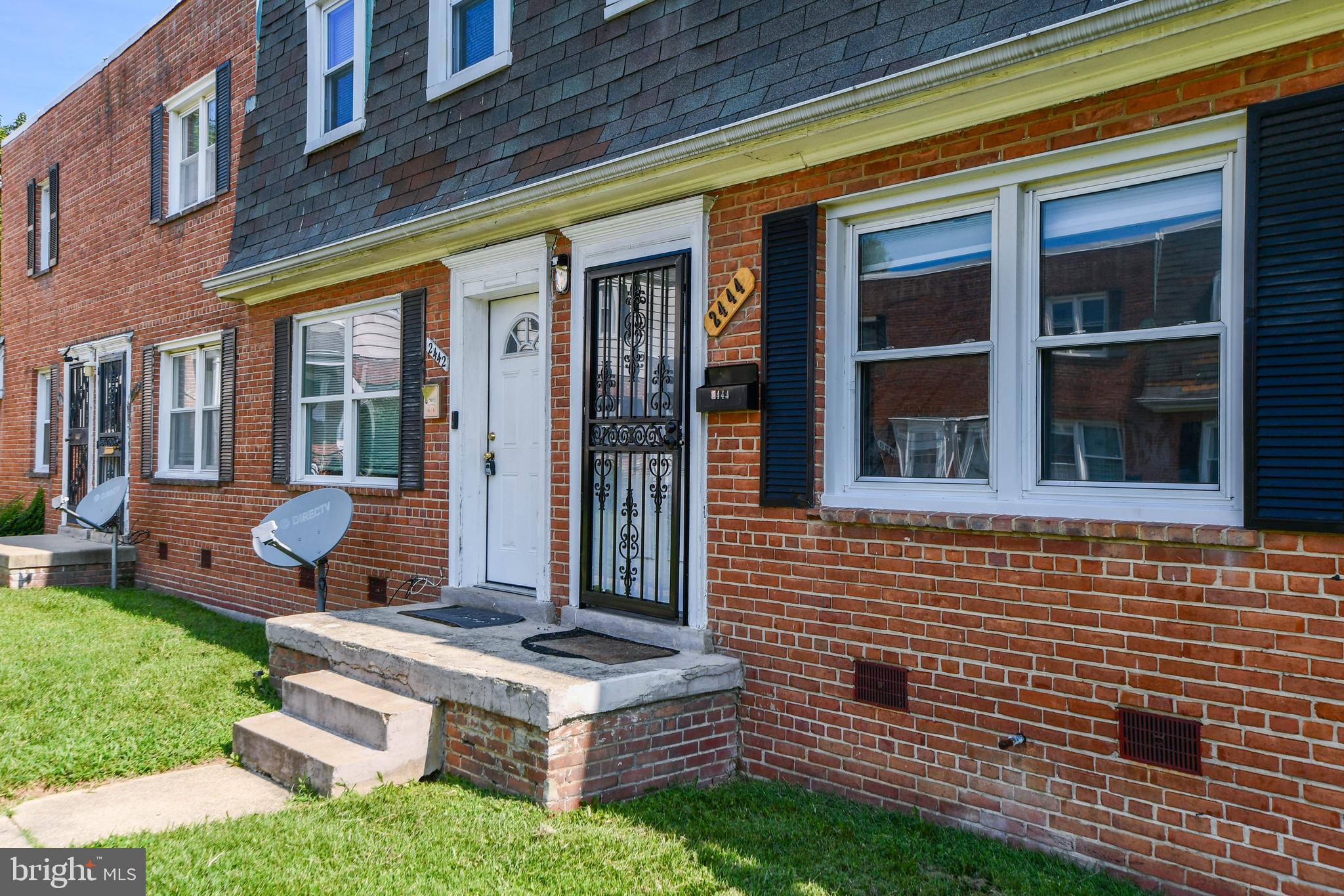 IVERSON MEWS CONDOMINIUM - Residential