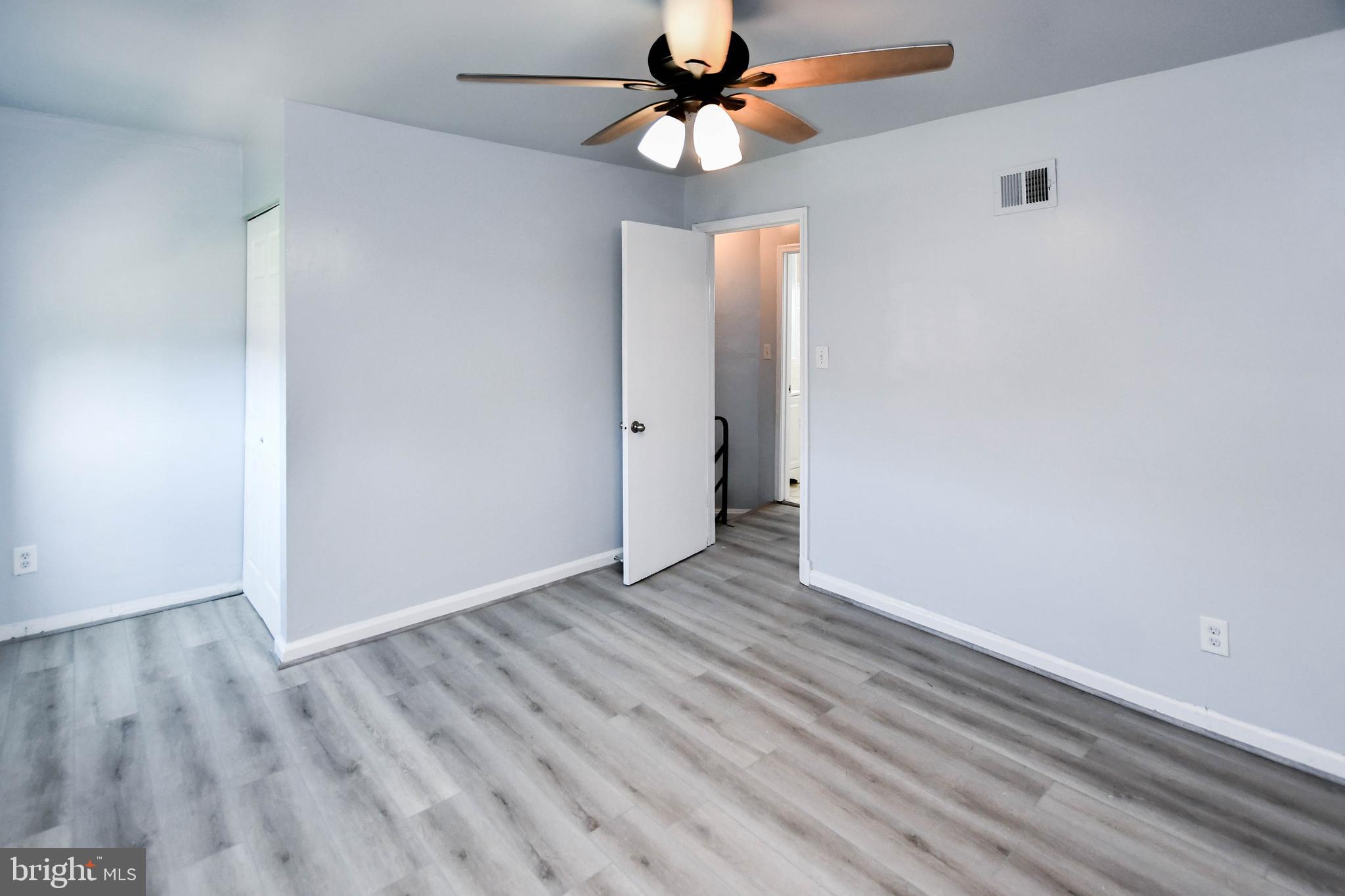 IVERSON MEWS CONDOMINIUM - Residential