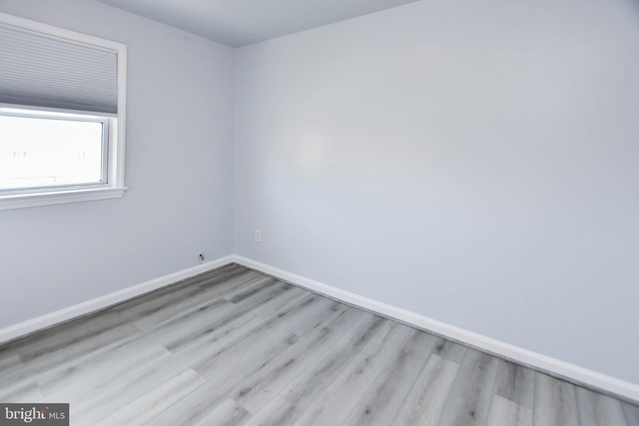 IVERSON MEWS CONDOMINIUM - Residential