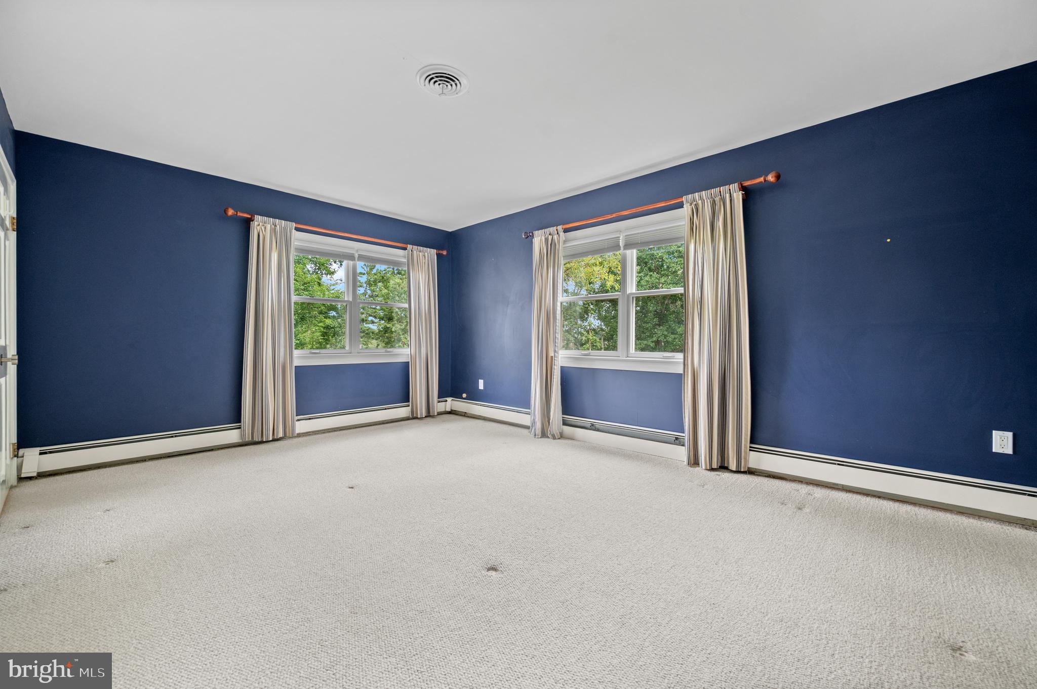 ROSE TREE WOODS - Residential