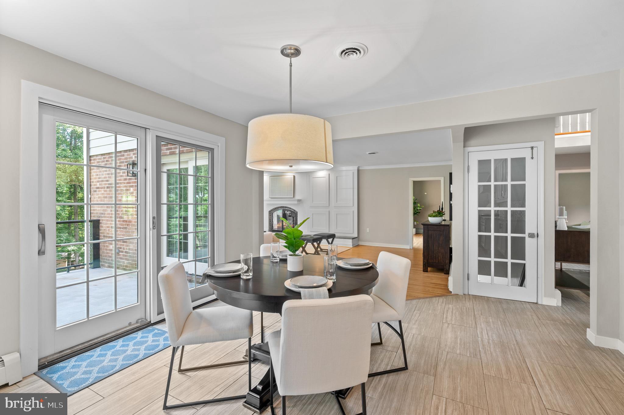 ROSE TREE WOODS - Residential