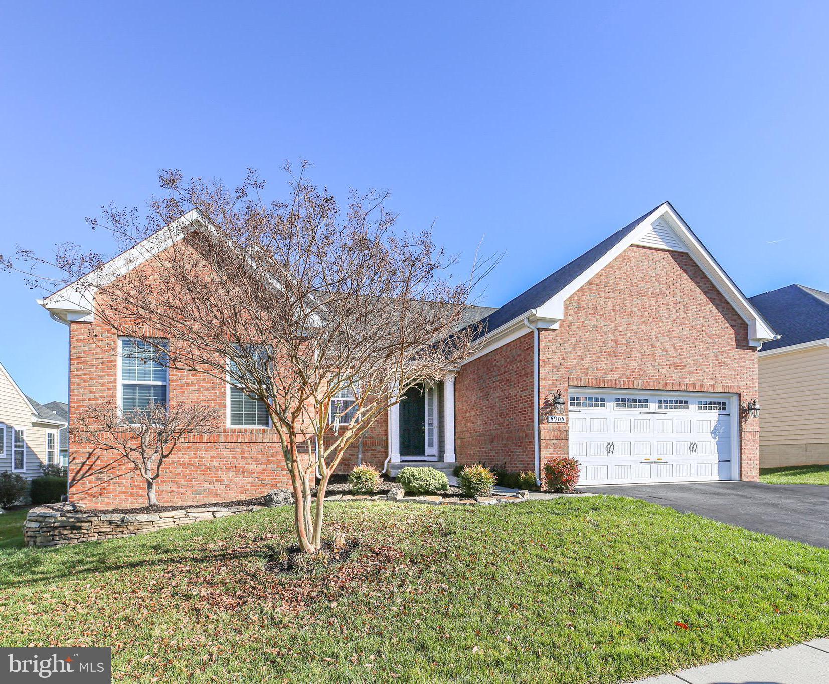 VIRGINIA HERITAGE AT LEE'S PARK - Residential