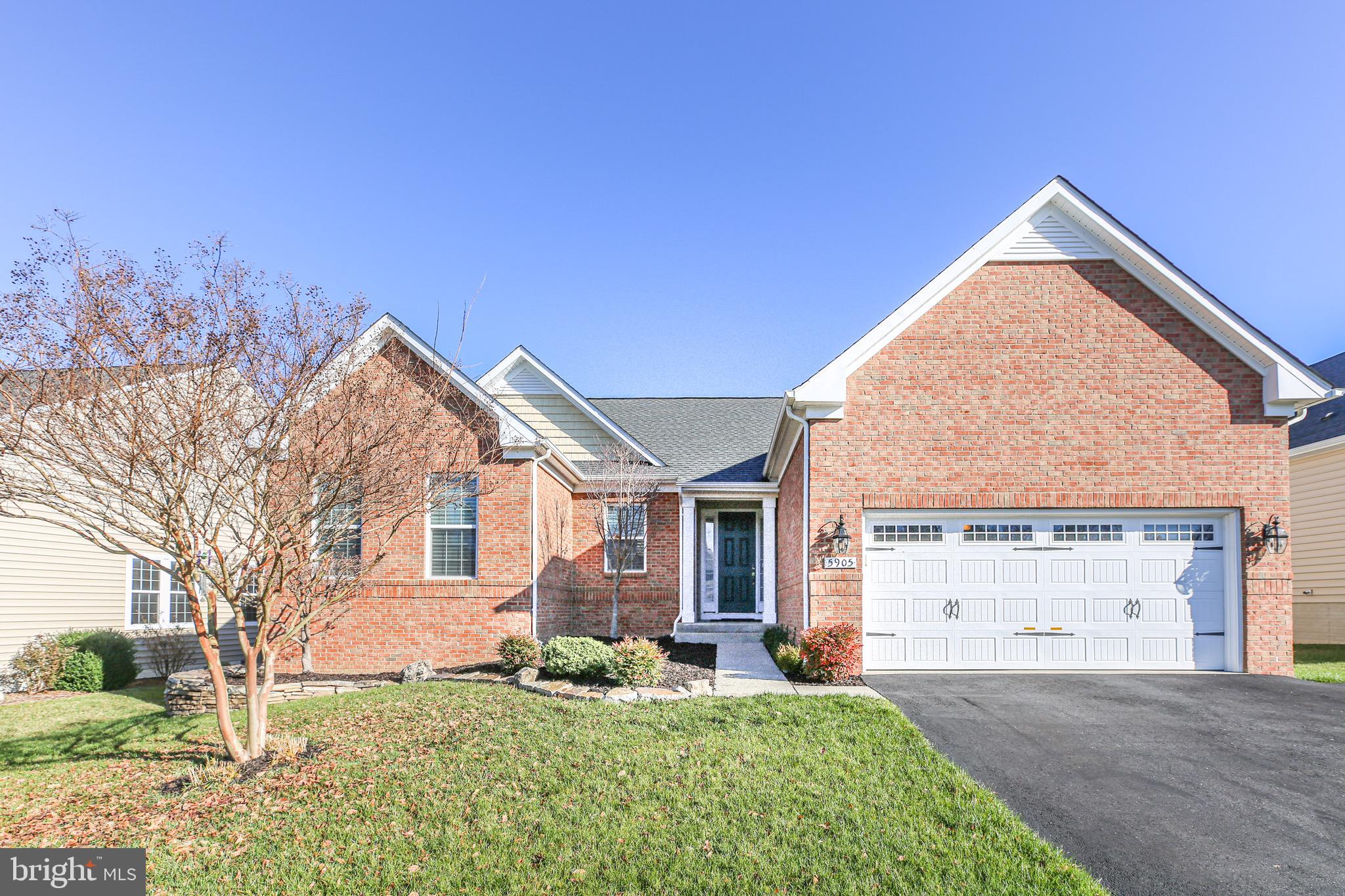 VIRGINIA HERITAGE AT LEE'S PARK - Residential