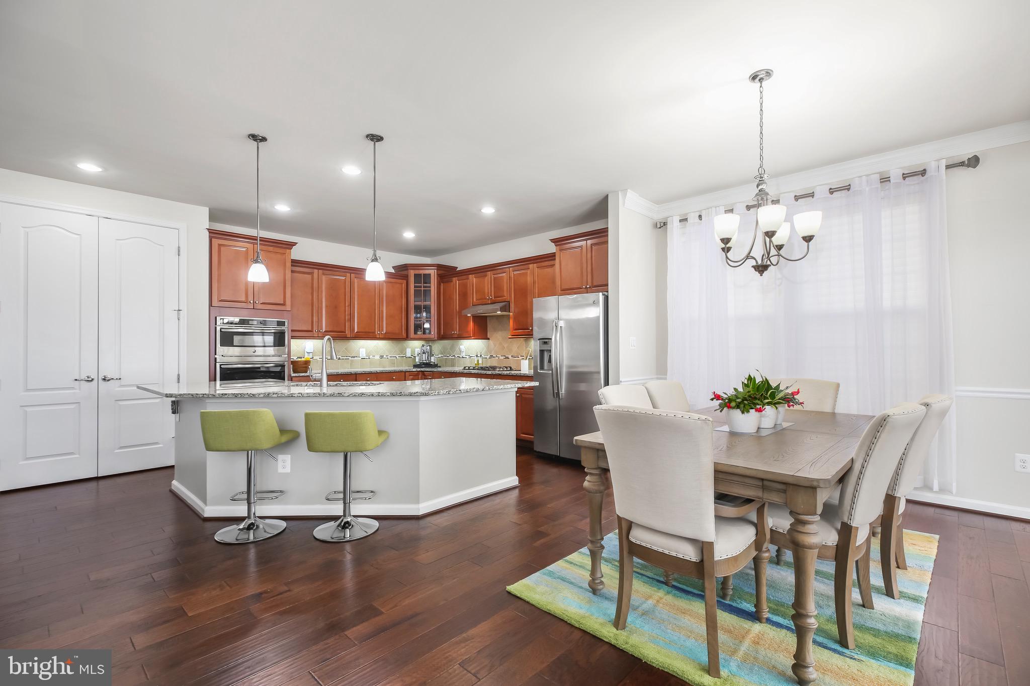 VIRGINIA HERITAGE AT LEE'S PARK - Residential