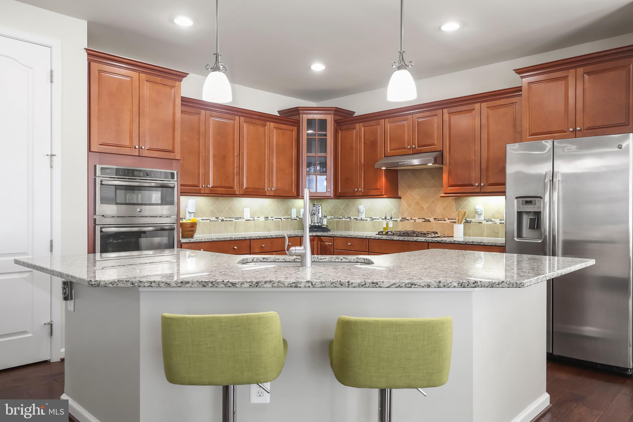 VIRGINIA HERITAGE AT LEE'S PARK - Residential