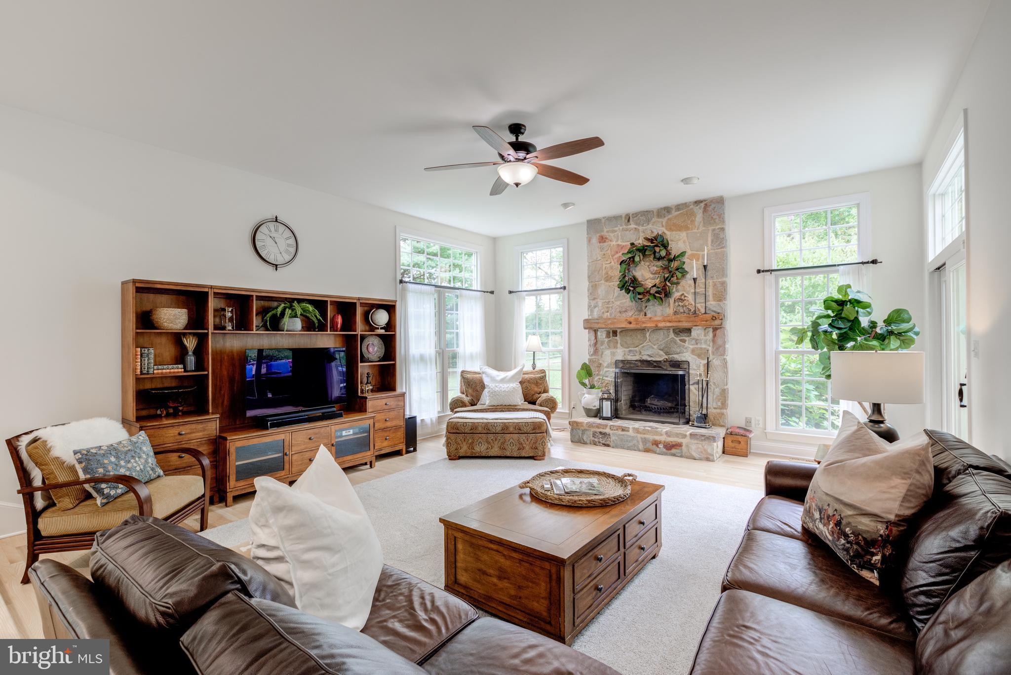 HAMILTON PLACE - Residential