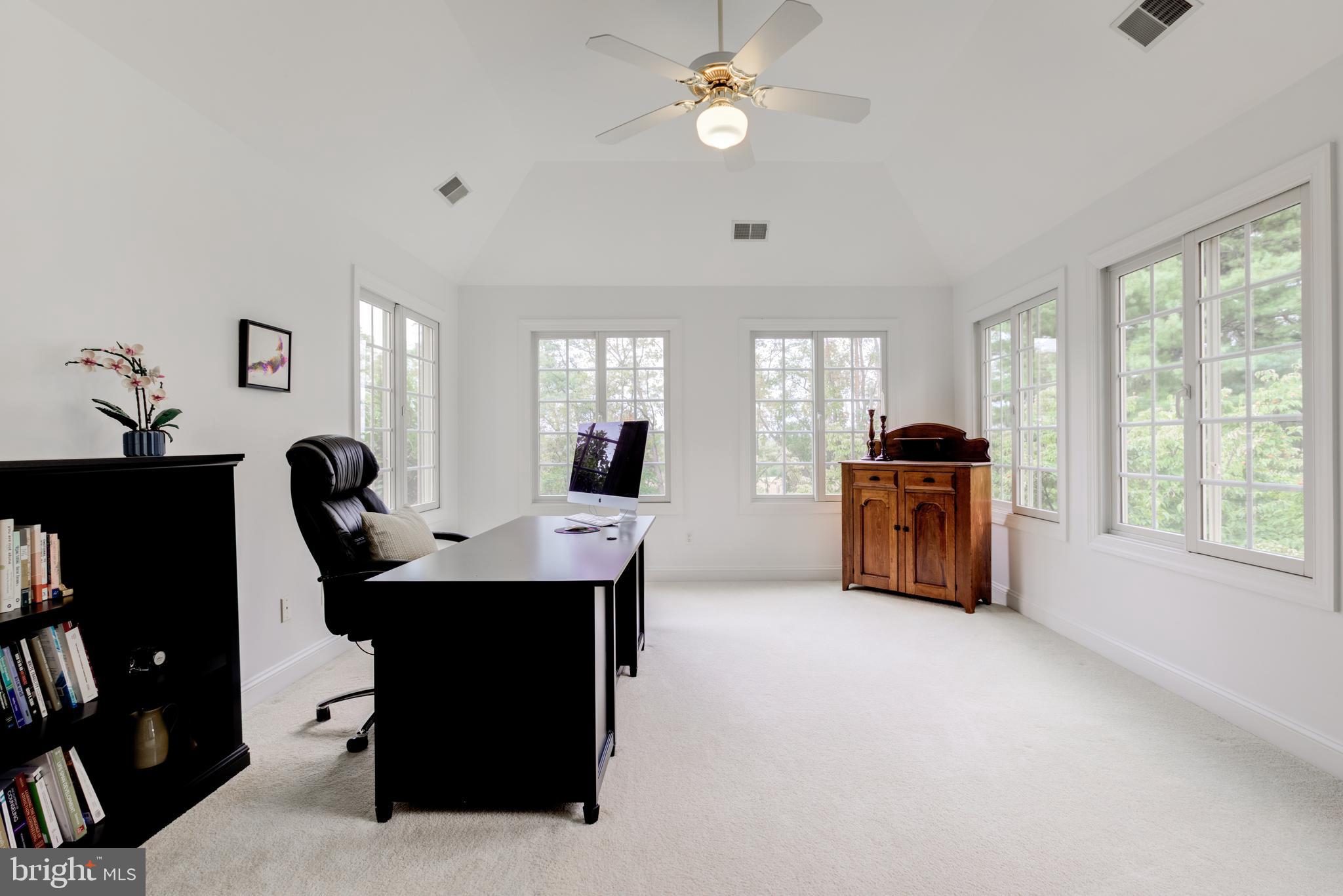 HAMILTON PLACE - Residential