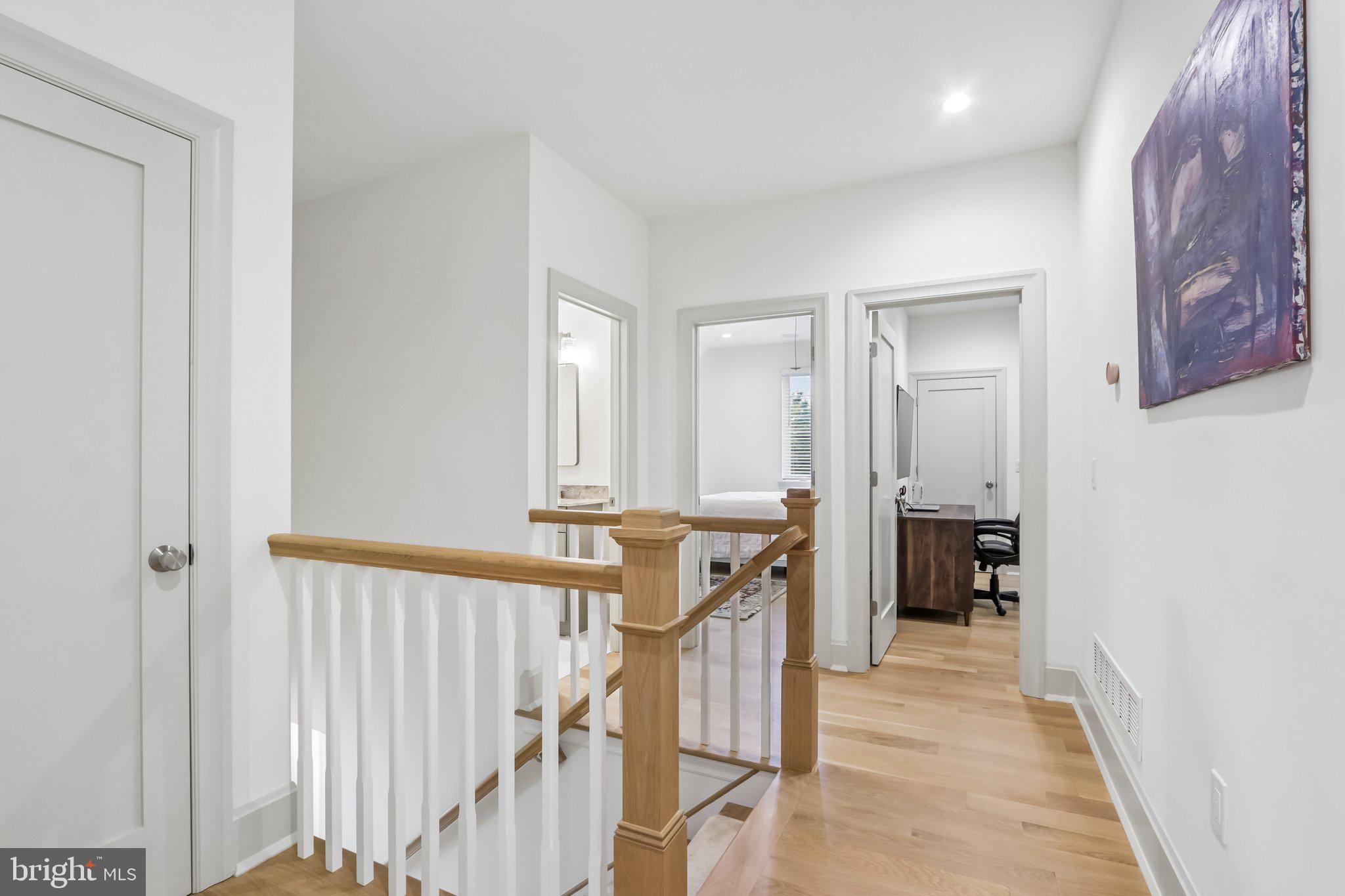 COLLEGE PARK - Residential