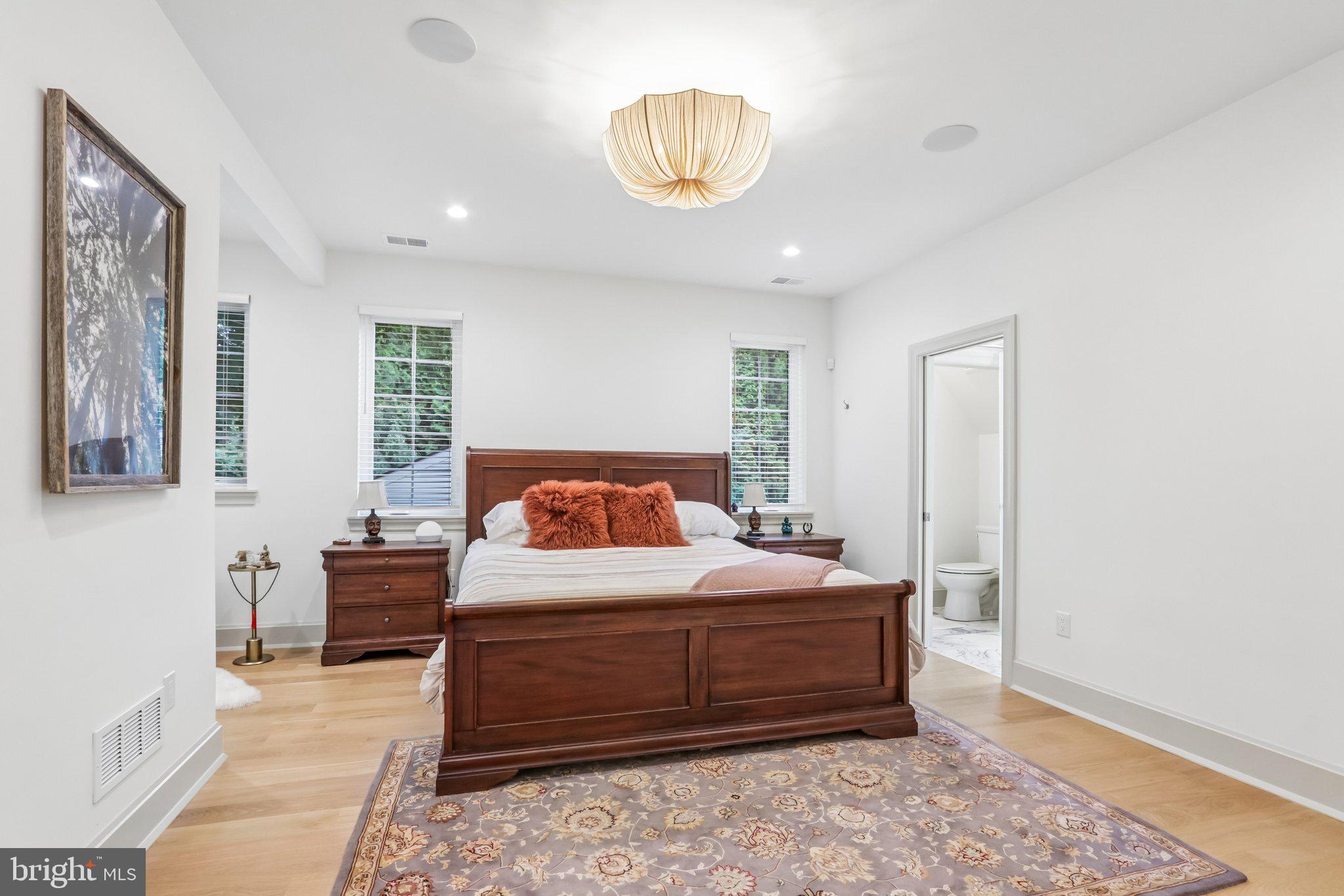 COLLEGE PARK - Residential