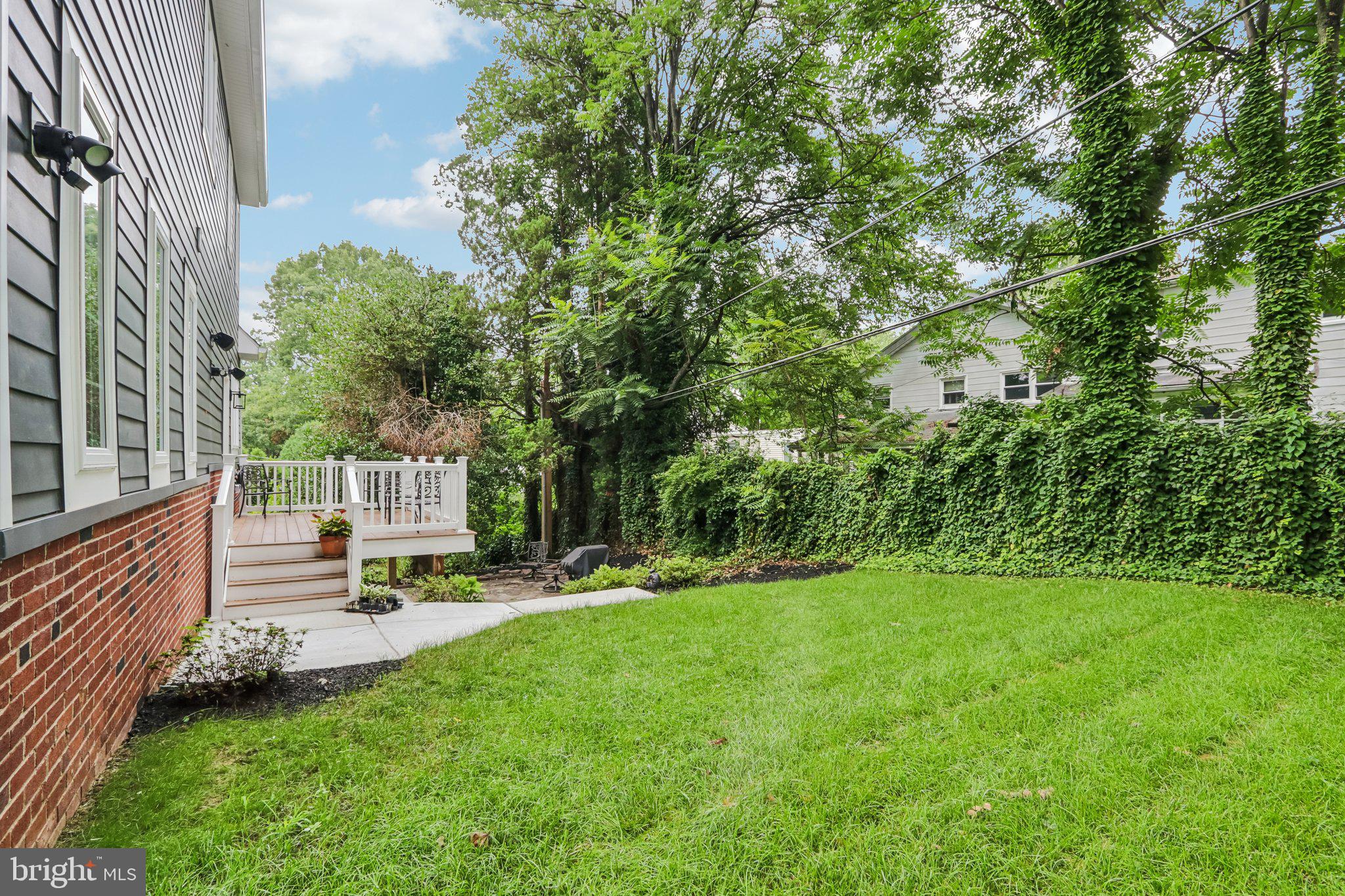 COLLEGE PARK - Residential