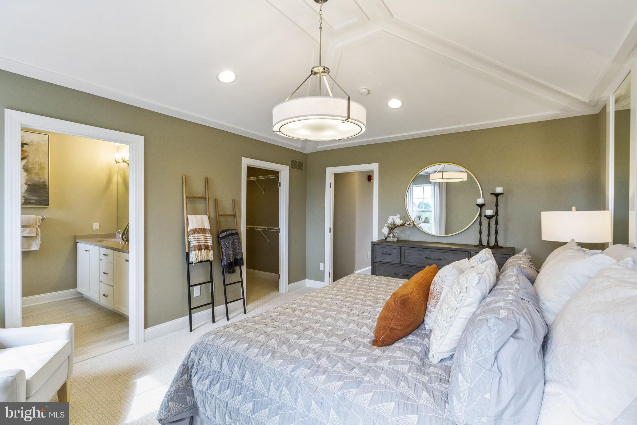 WESTVIEW SQUARE - Residential