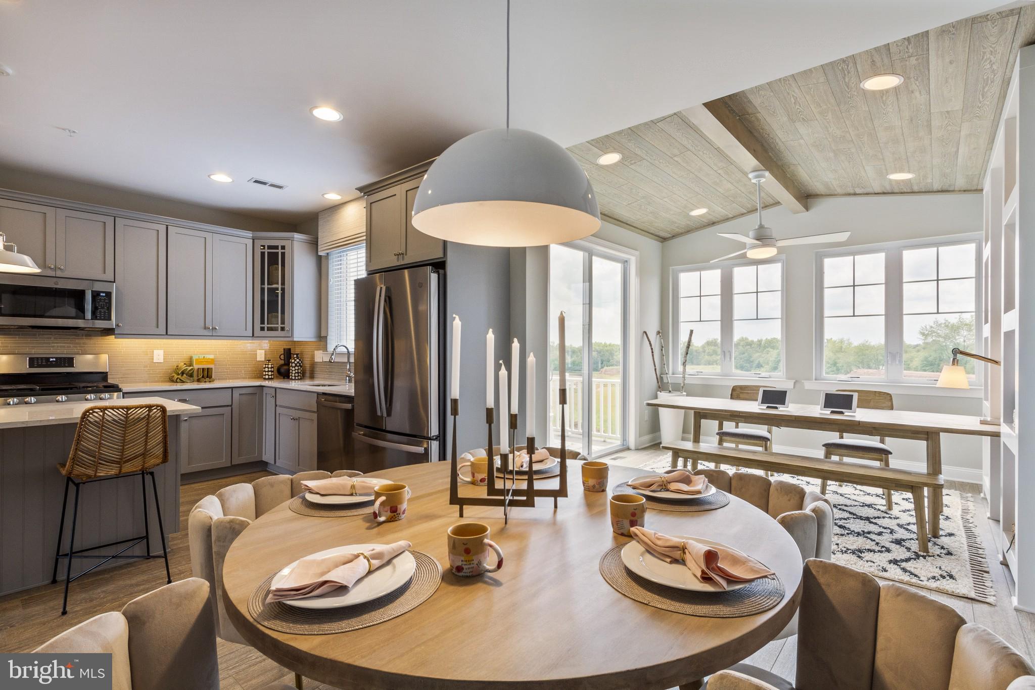 WESTVIEW SQUARE - Residential