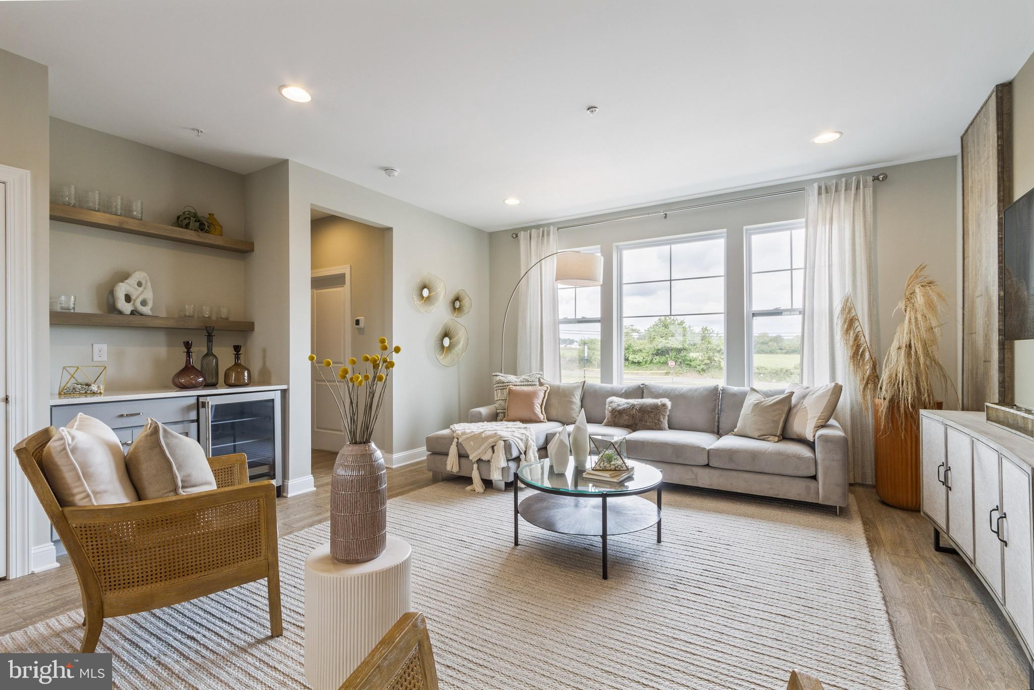 WESTVIEW SQUARE - Residential