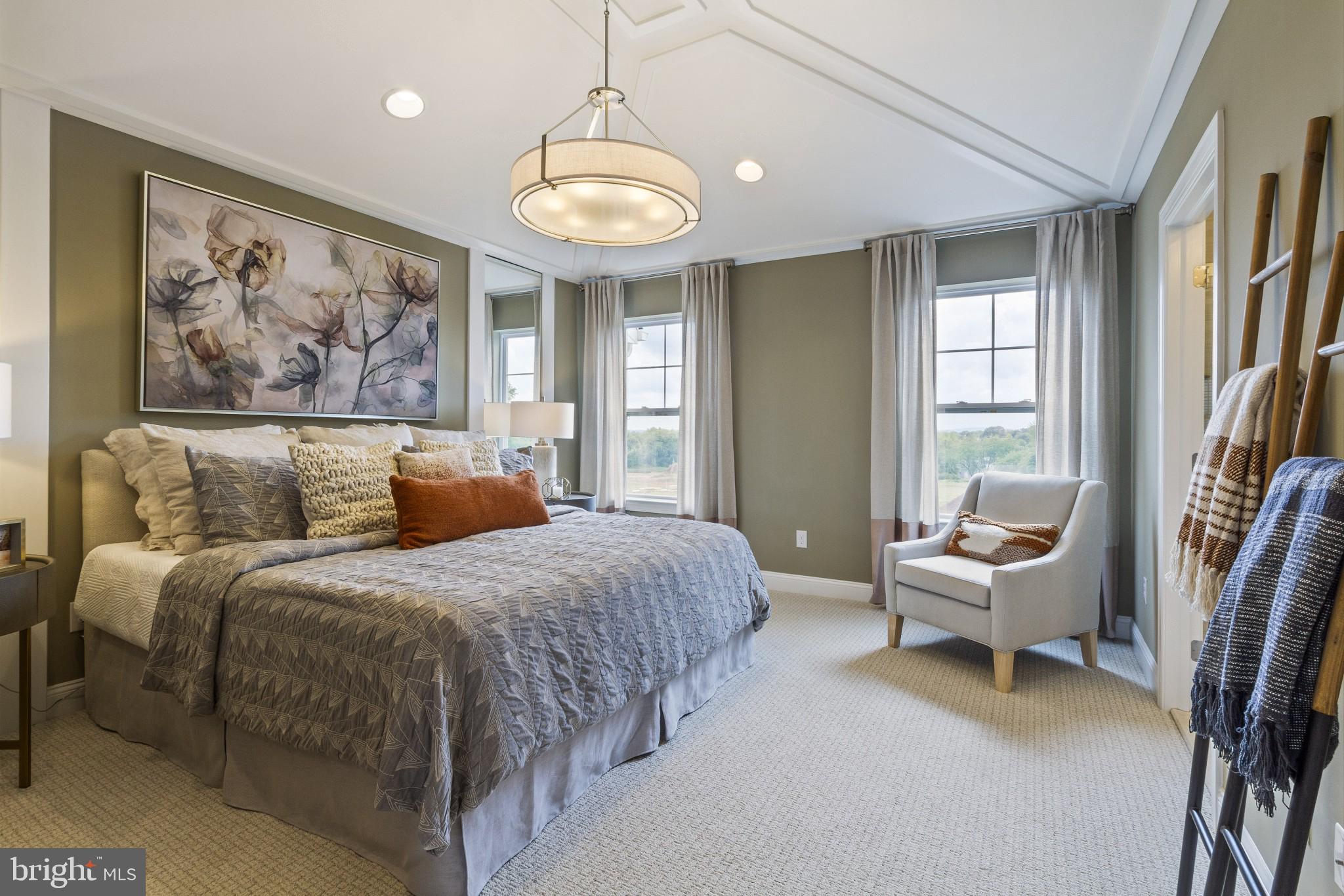 WESTVIEW SQUARE - Residential