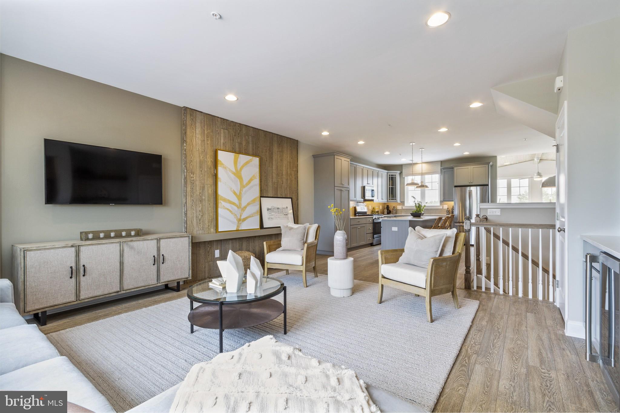WESTVIEW SQUARE - Residential