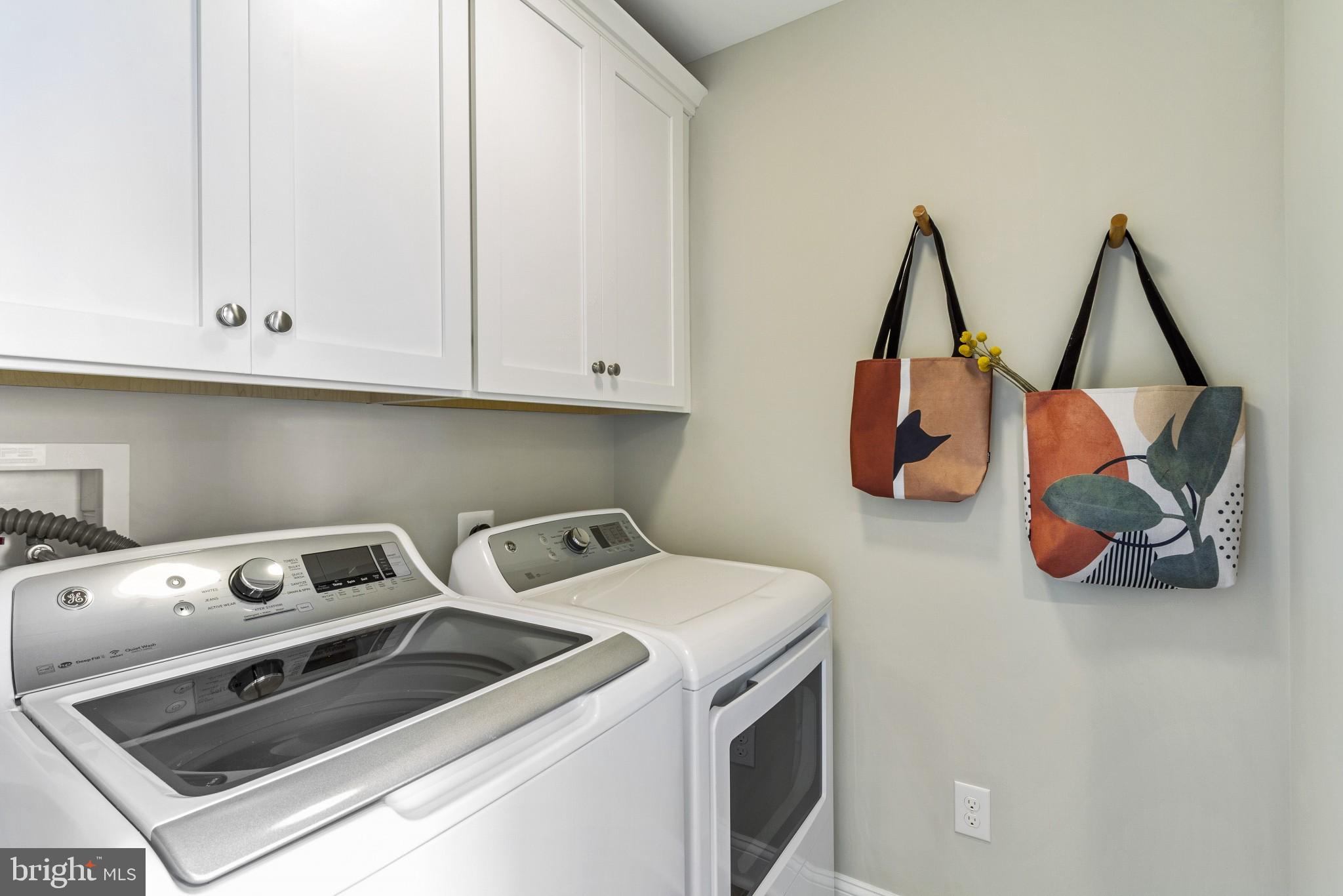 WESTVIEW SQUARE - Residential