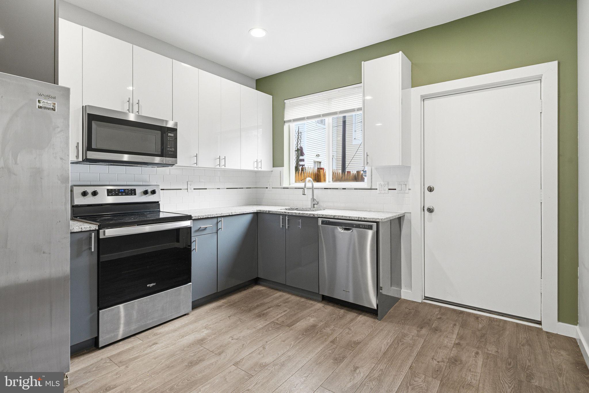 OLDE KENSINGTON - Residential