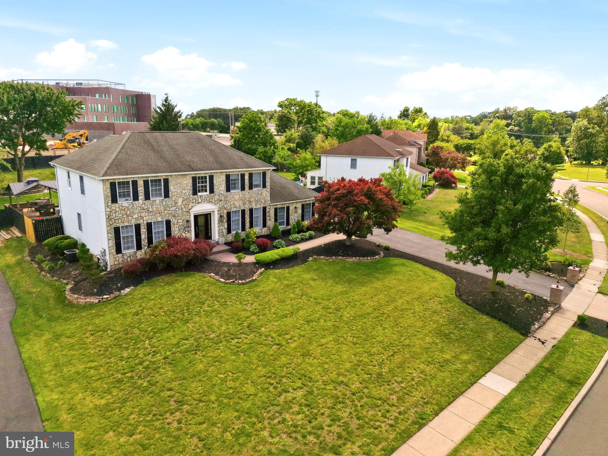GWYNMONT FARMS - Residential