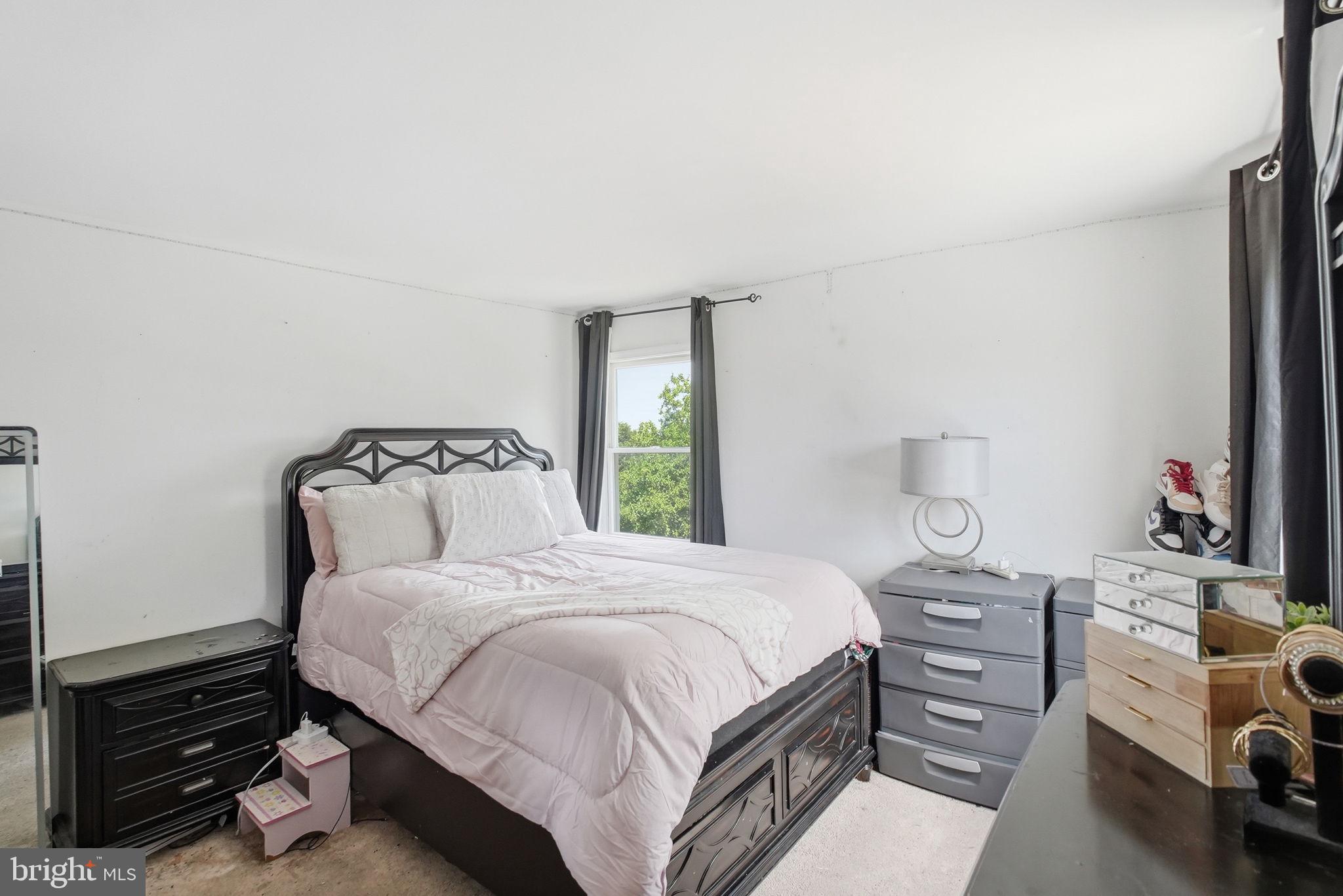 GWYNMONT FARMS - Residential
