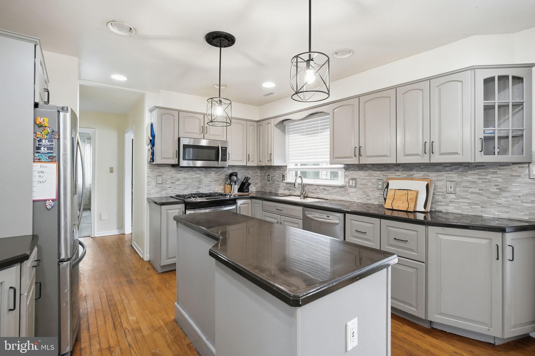 GWYNMONT FARMS - Residential