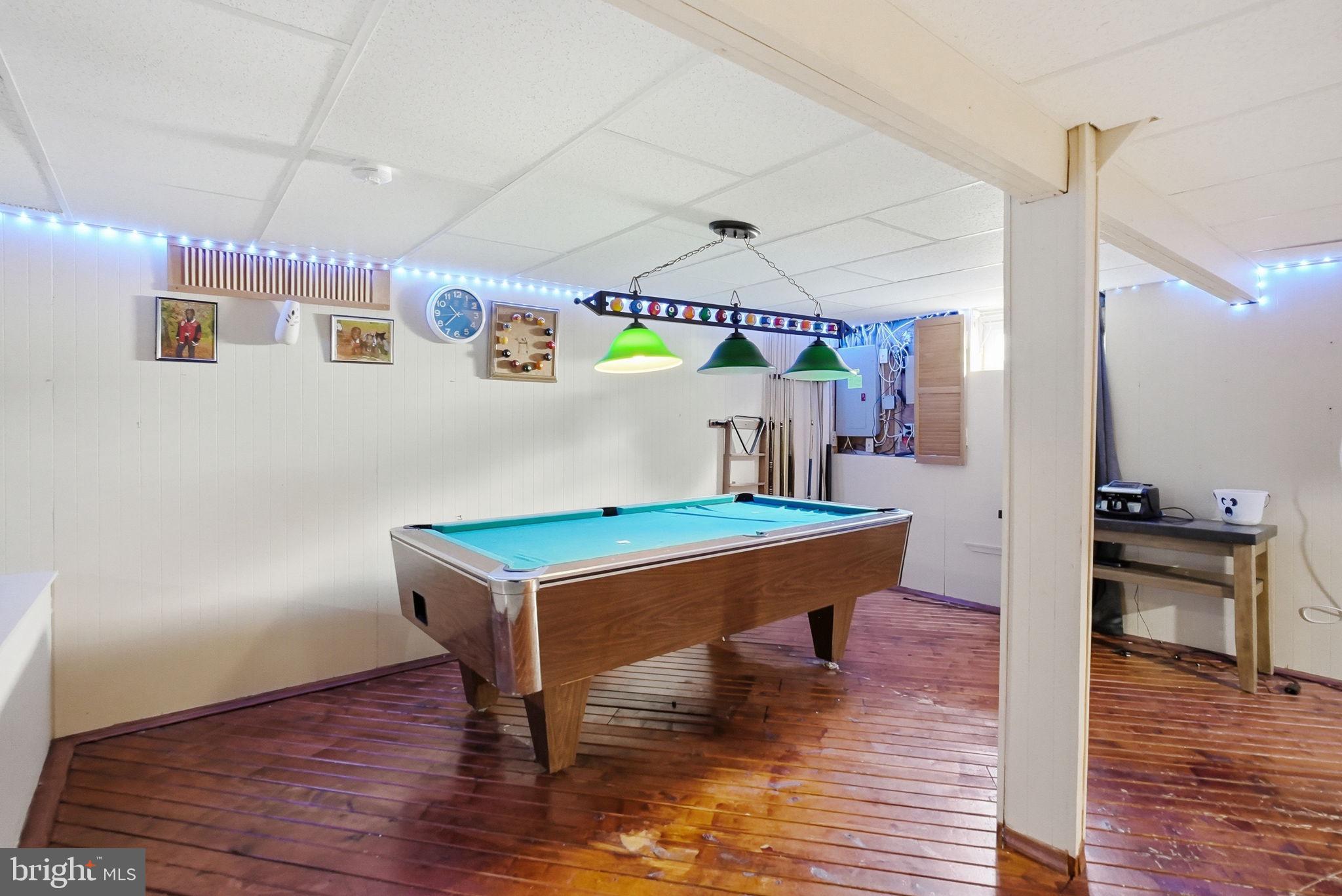 GWYNMONT FARMS - Residential