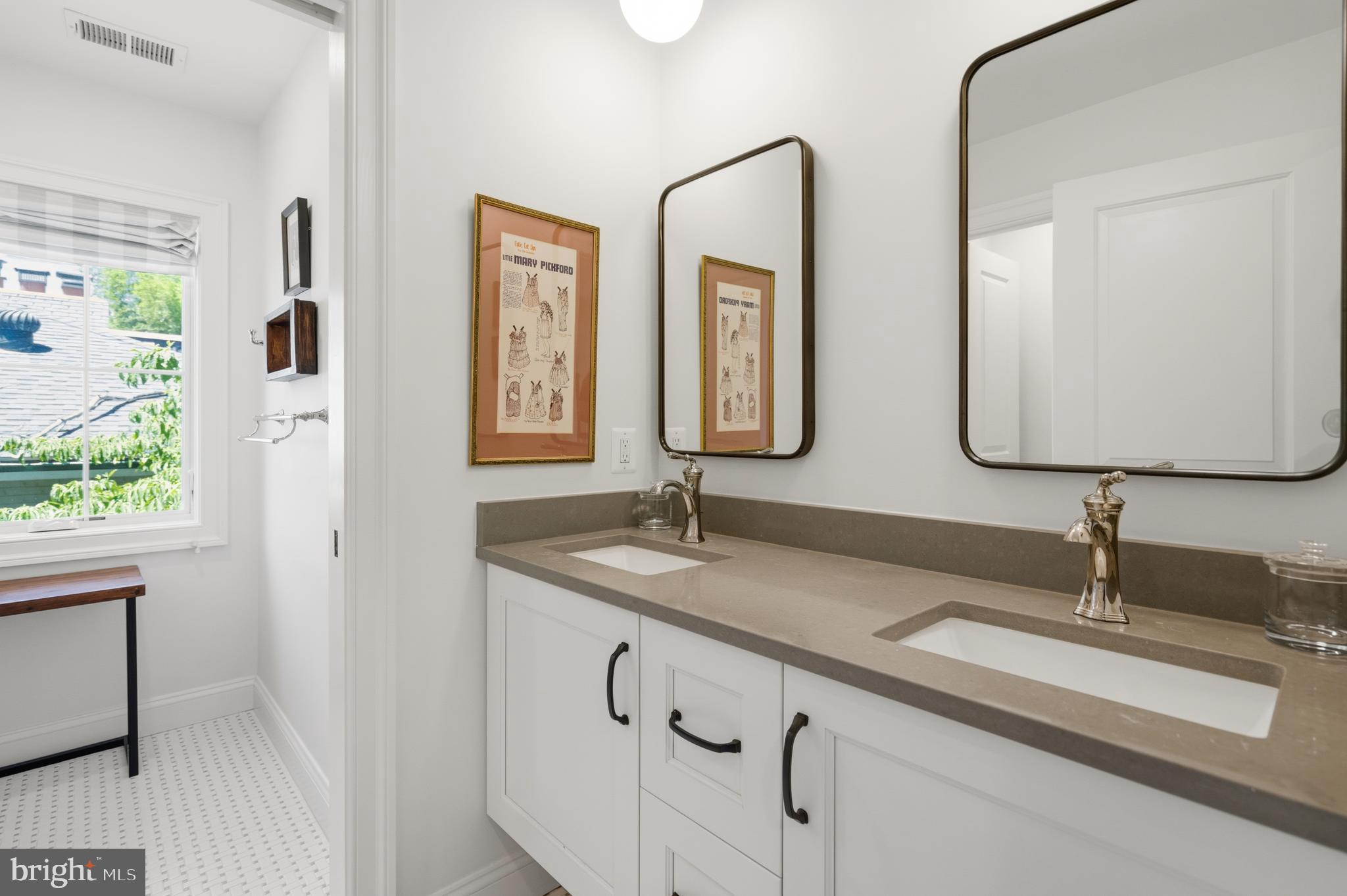 WESTGATE - Residential