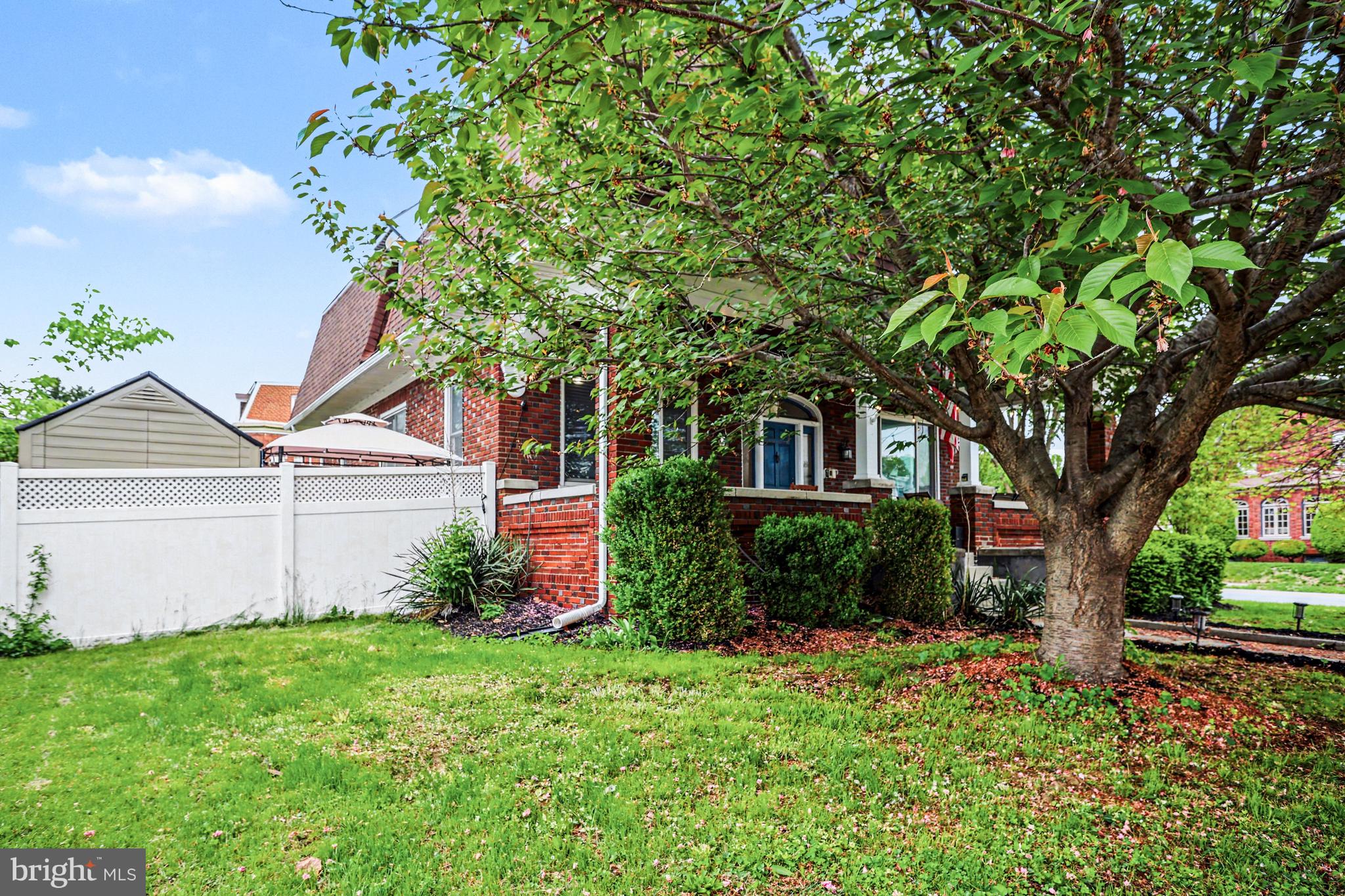 COLUMBIA BOROUGH - Residential