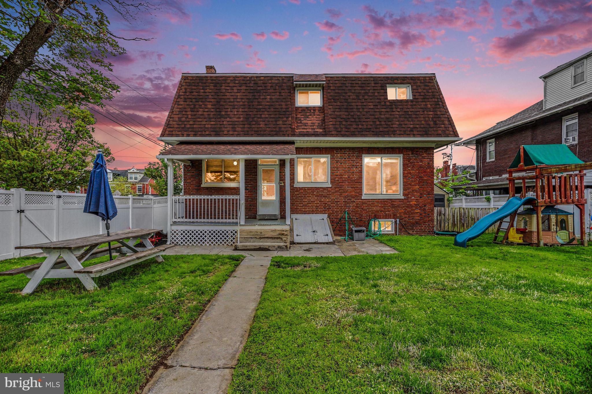 COLUMBIA BOROUGH - Residential