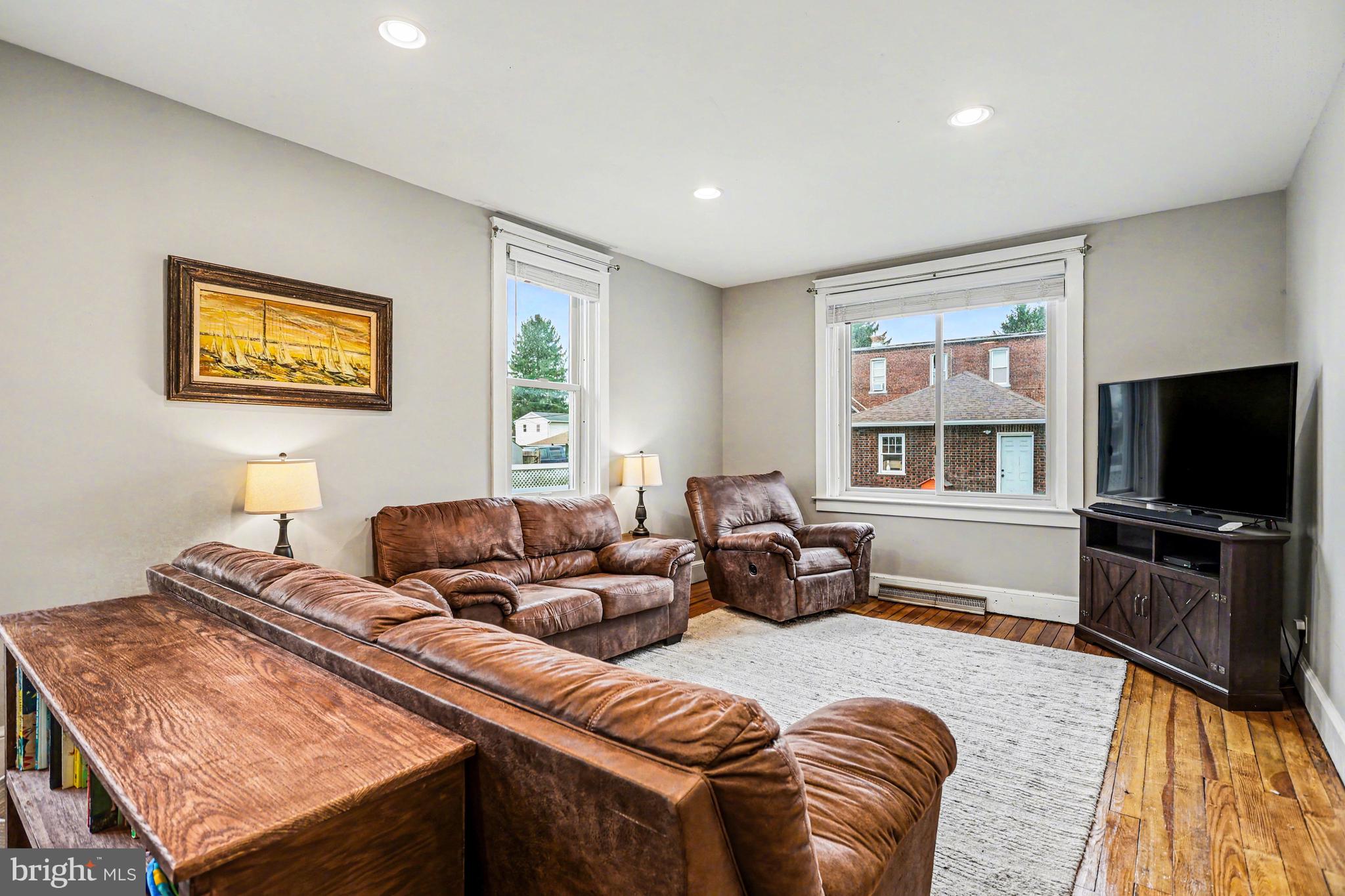 COLUMBIA BOROUGH - Residential