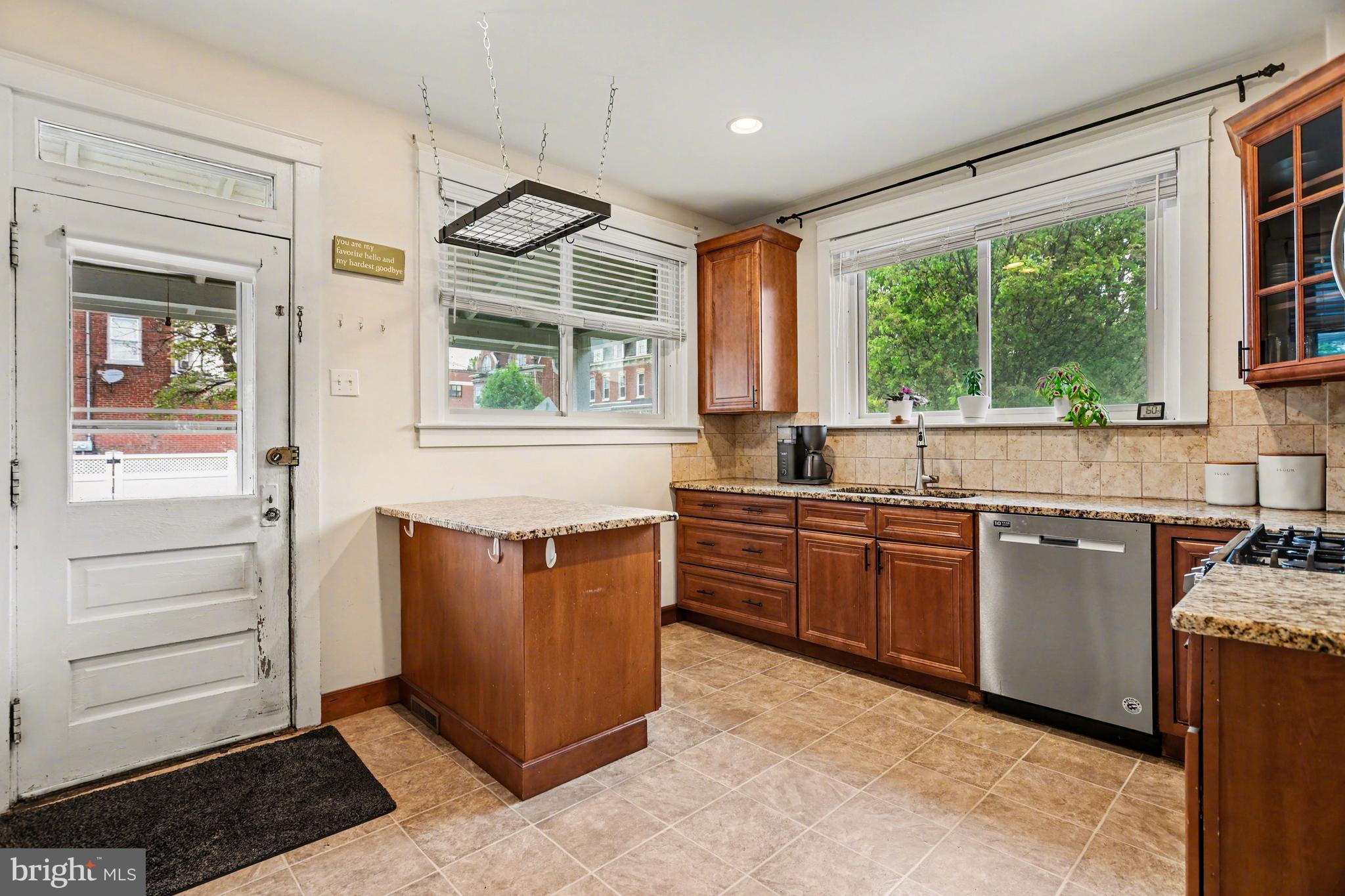 COLUMBIA BOROUGH - Residential