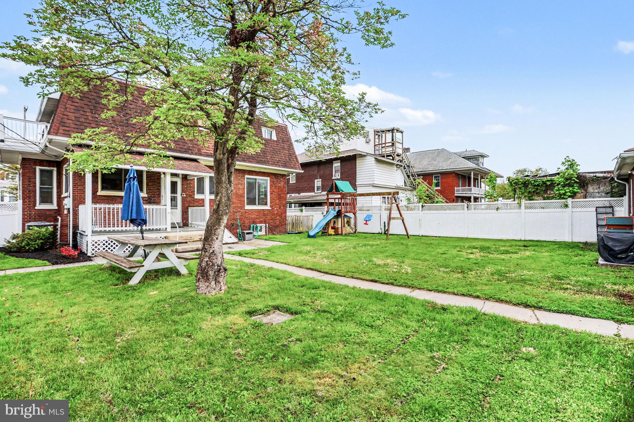 COLUMBIA BOROUGH - Residential