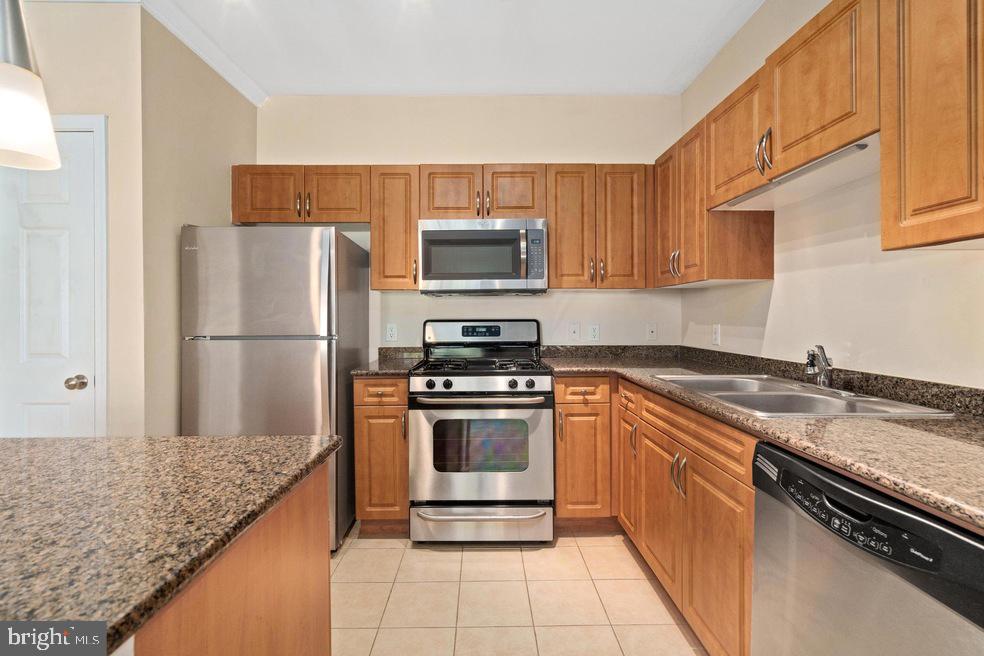 BRYSON AT WOODLAND PARK - Residential