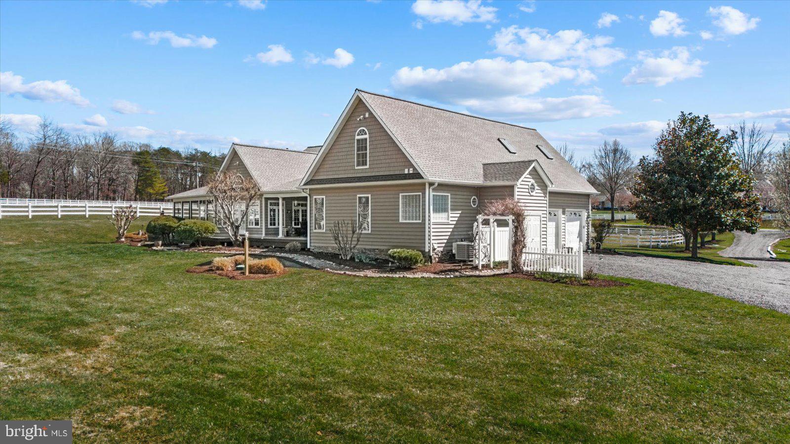 MEADOWLAND - Residential