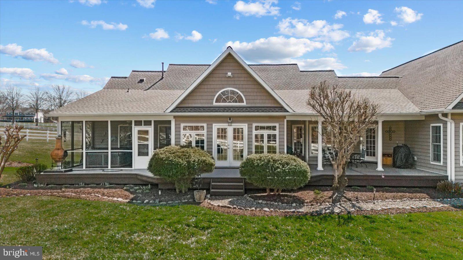 MEADOWLAND - Residential
