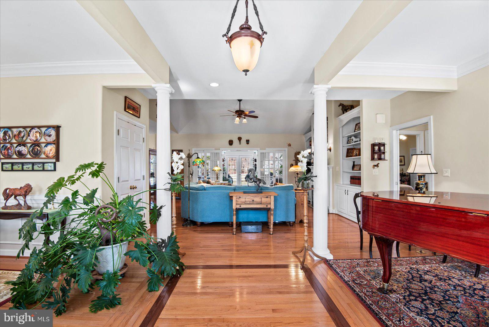 MEADOWLAND - Residential