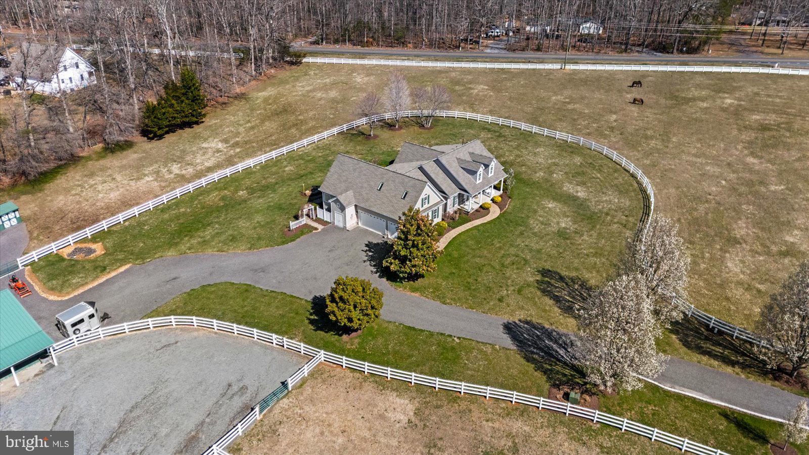 MEADOWLAND - Residential