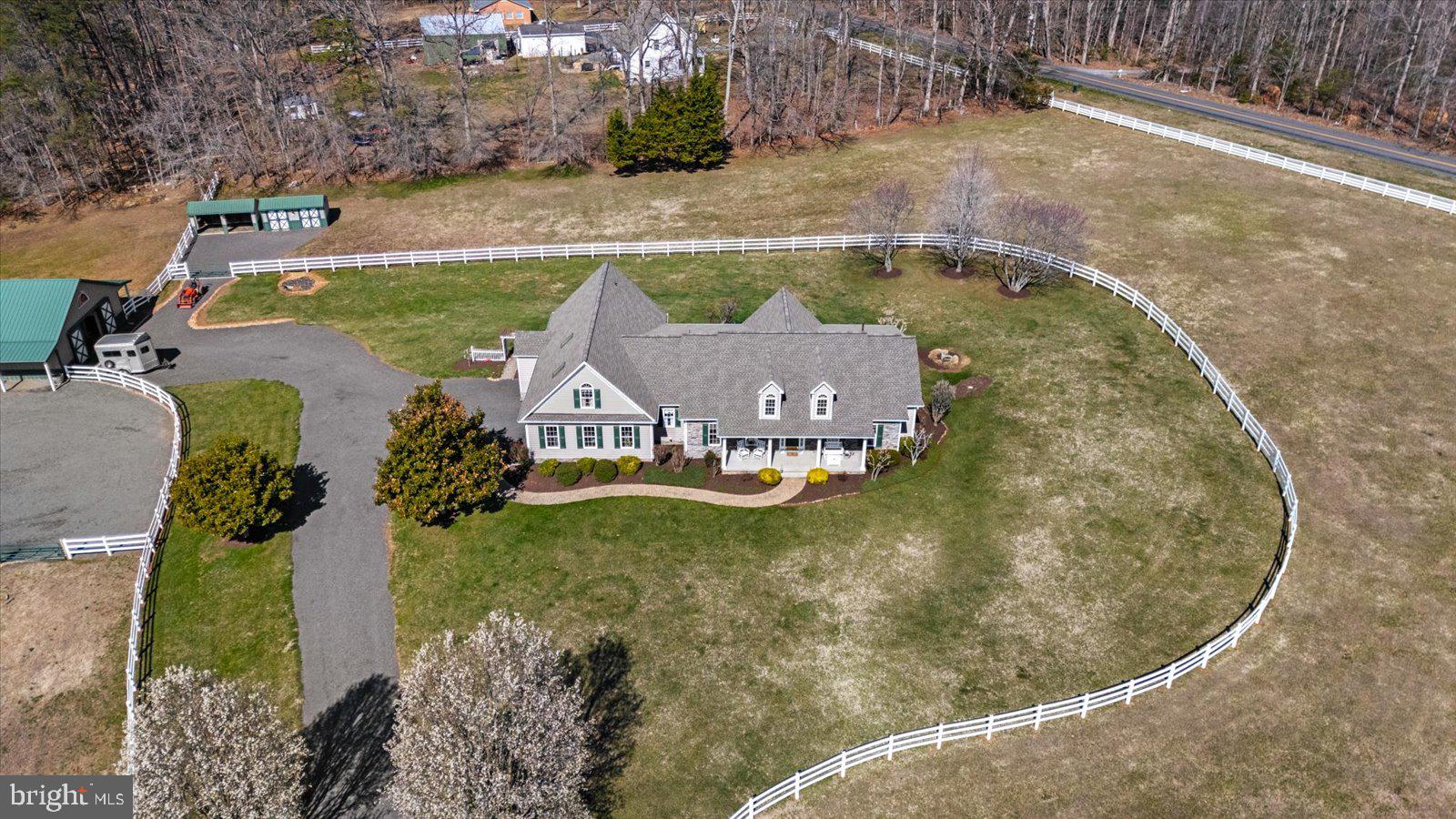 MEADOWLAND - Residential