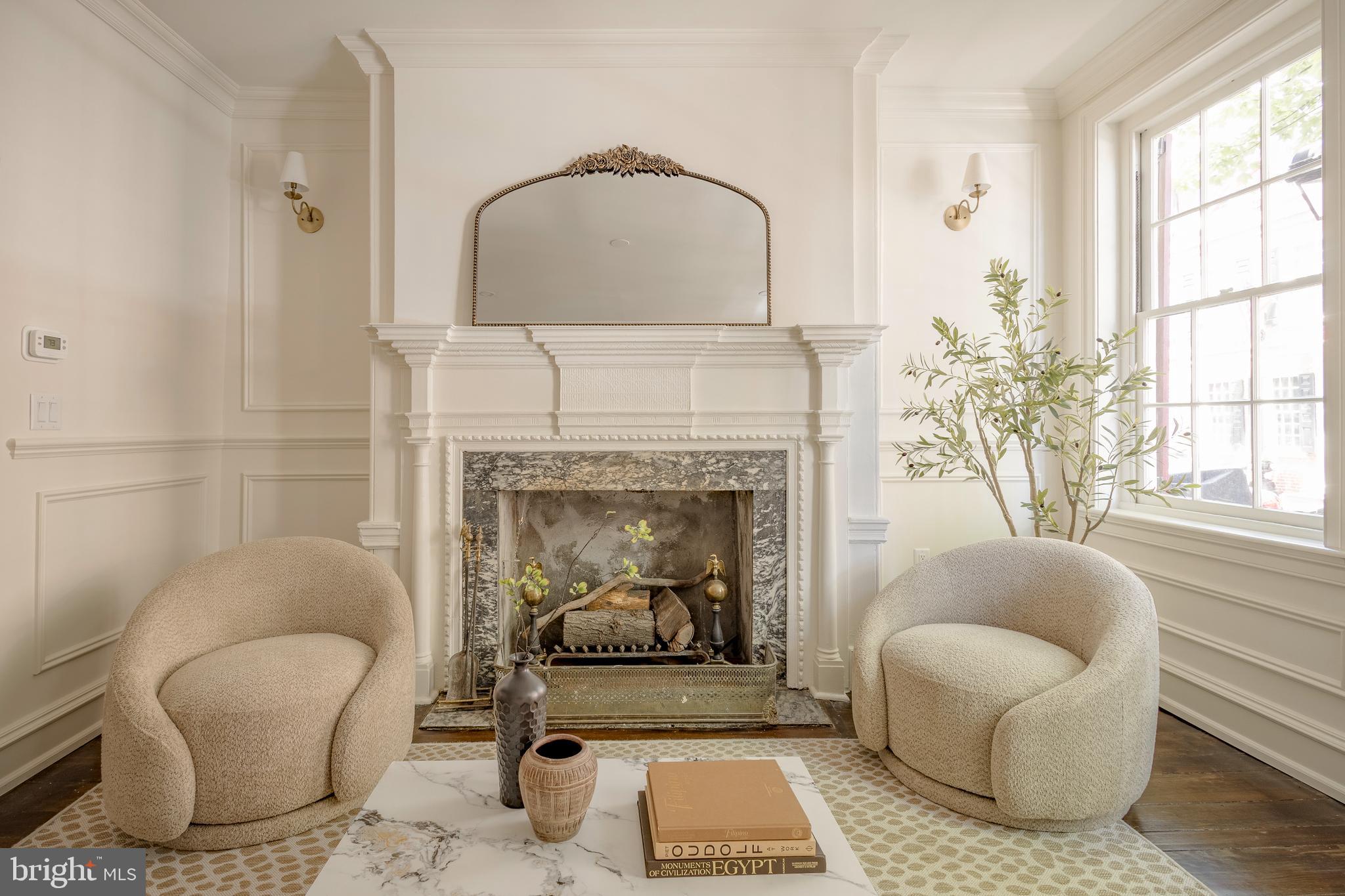 SOCIETY HILL - Residential