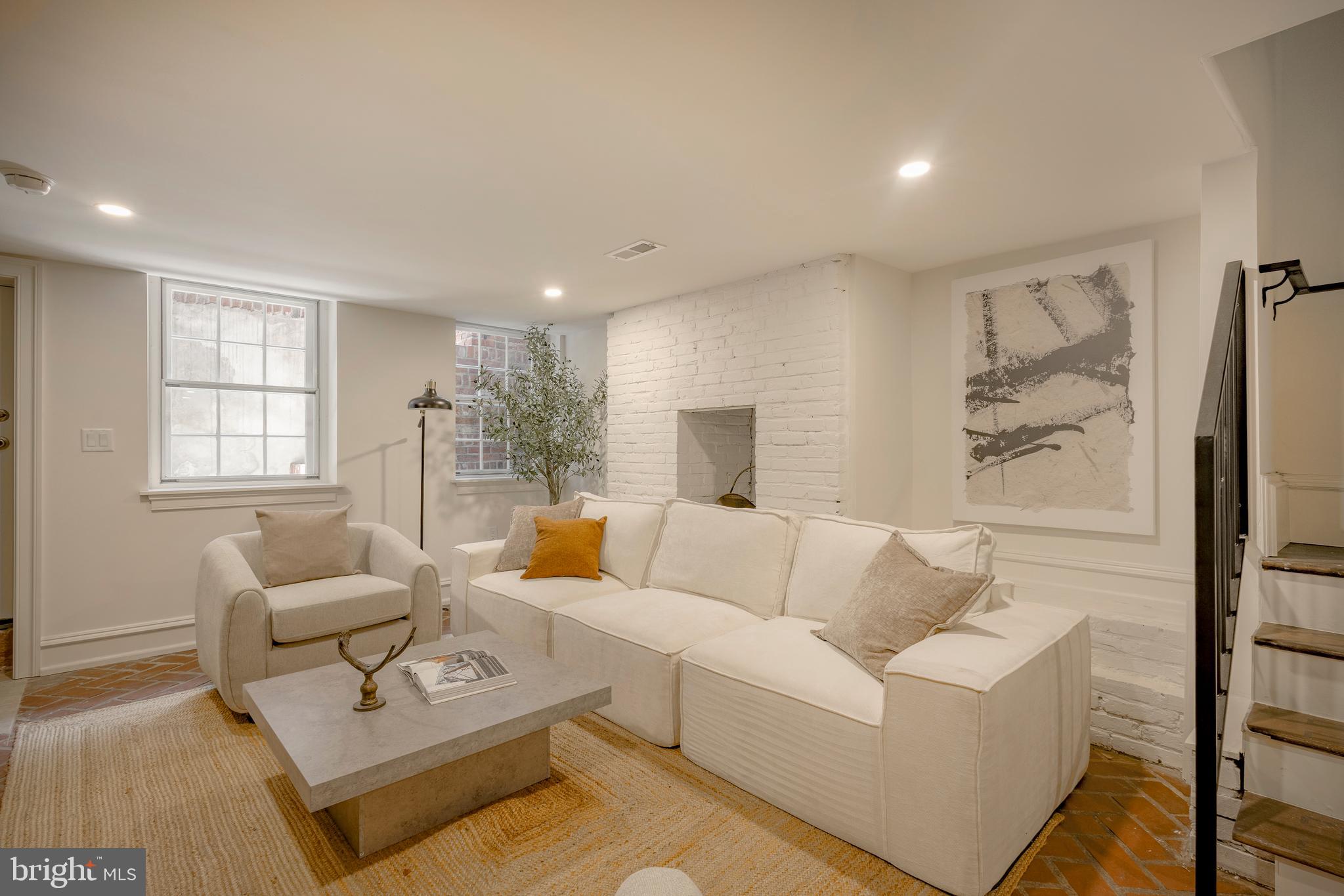 SOCIETY HILL - Residential